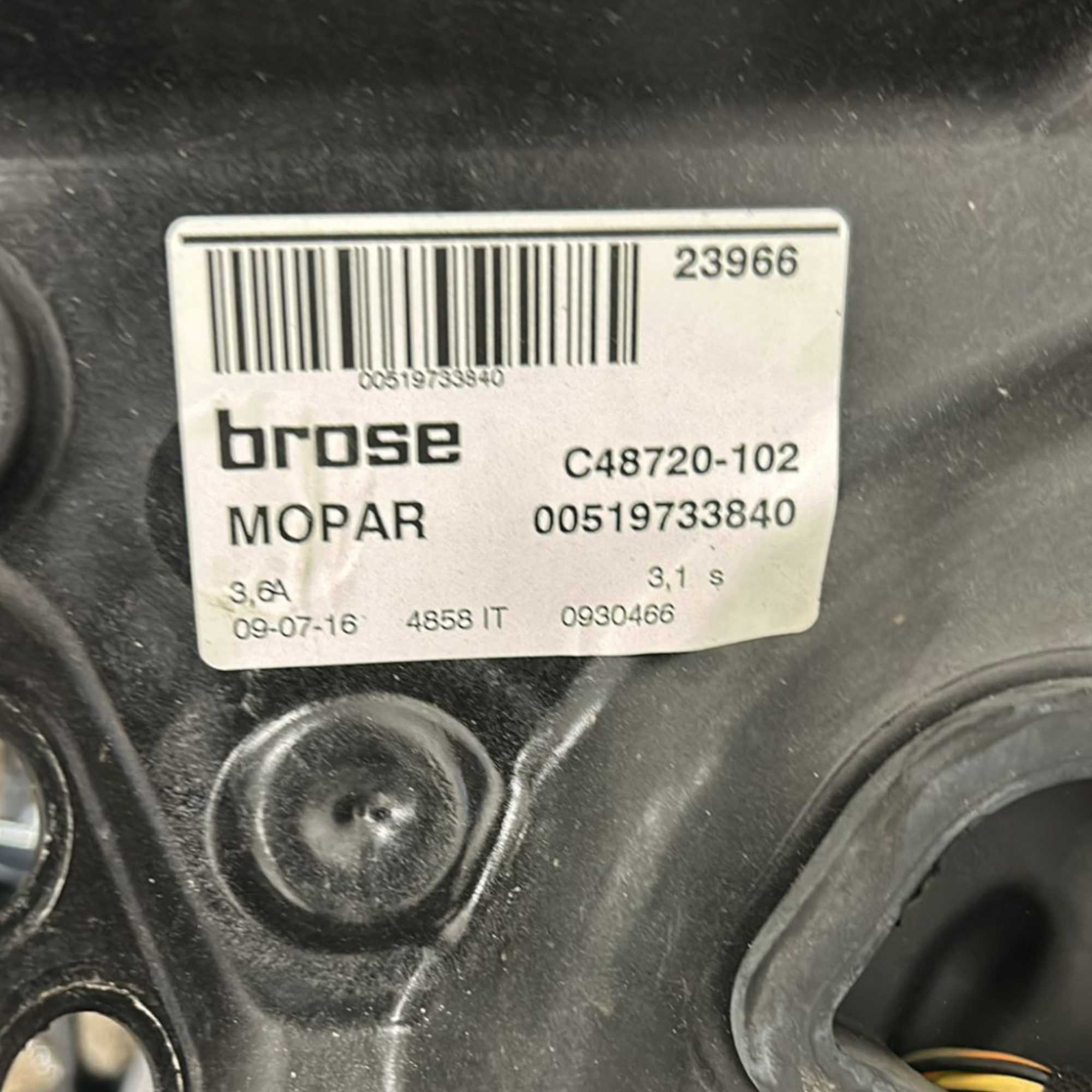 Fiat 500x Kabeljau Linksvordertür: 00519733840 (2014>)