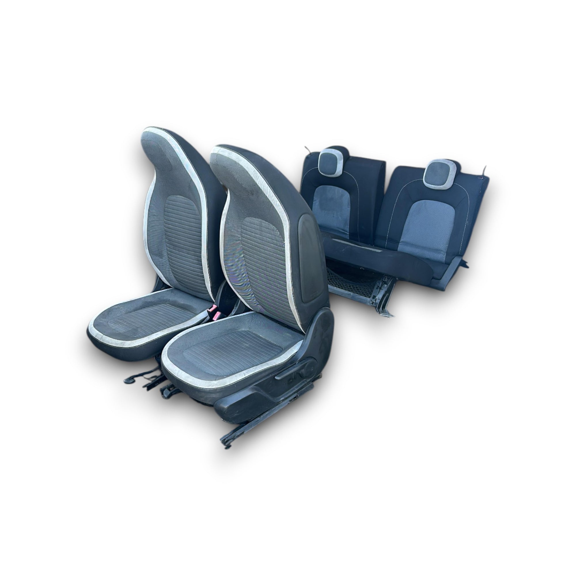 Sprache / Sitze in schwarzer und grauer Renault Twingo III Fabric (2014> 2024)