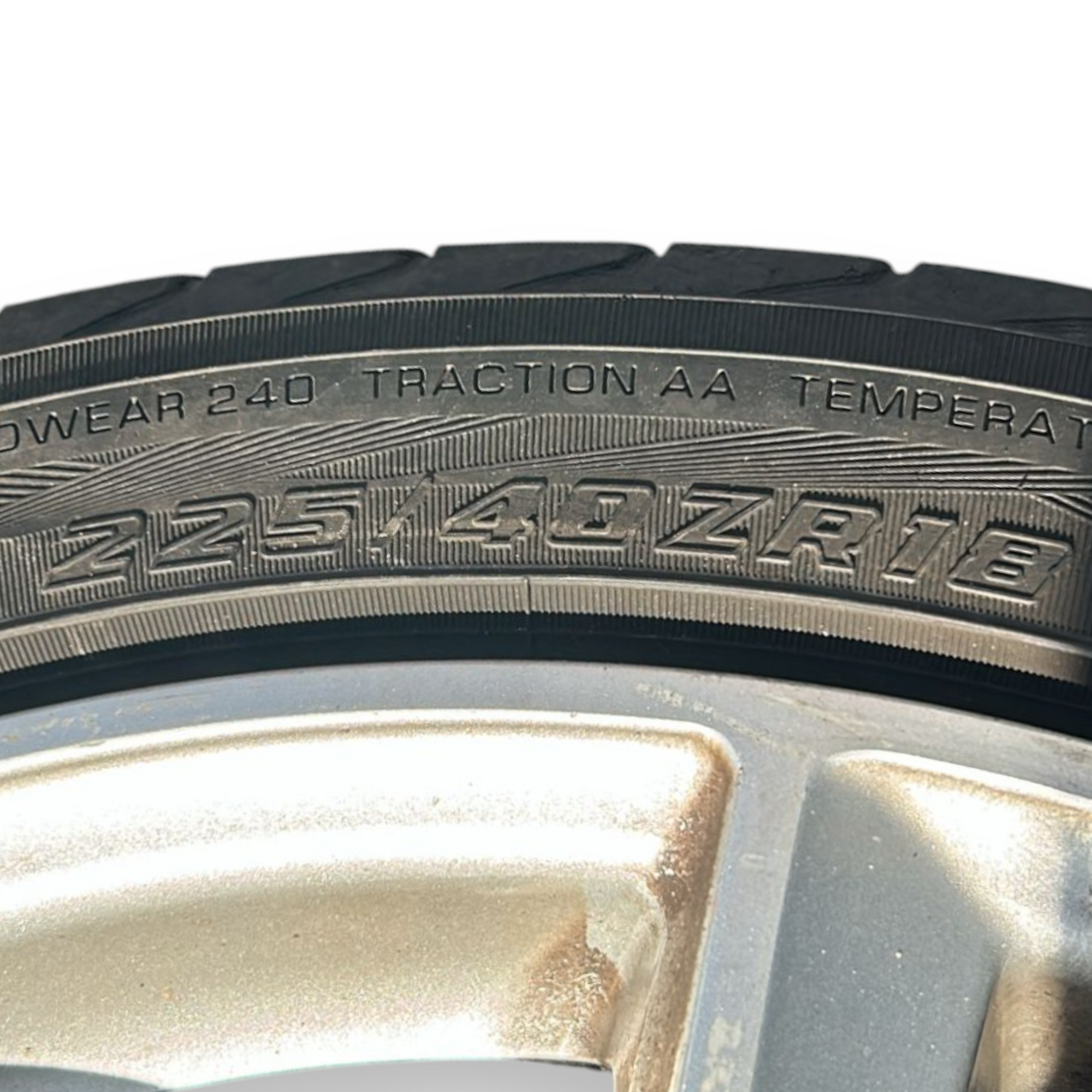 Set 4 Leichtmetallräder (Mak Icon) Maserati Levante (5 Löcher /225 /40 R18) (2016> 2024)
