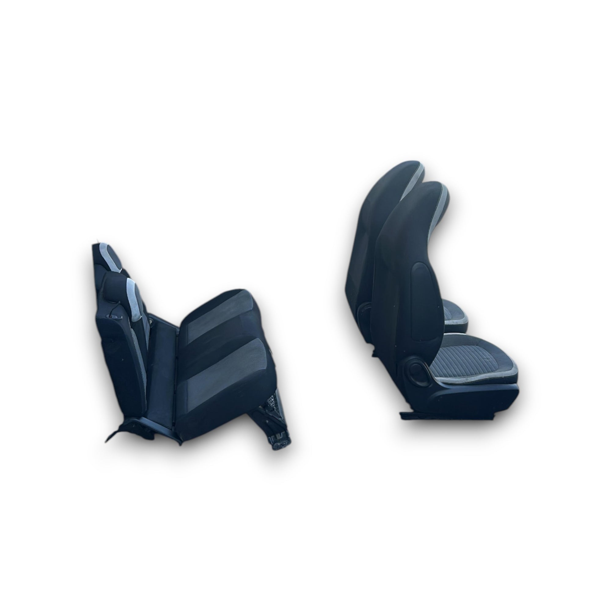 Sprache / Sitze in schwarzer und grauer Renault Twingo III Fabric (2014> 2024)
