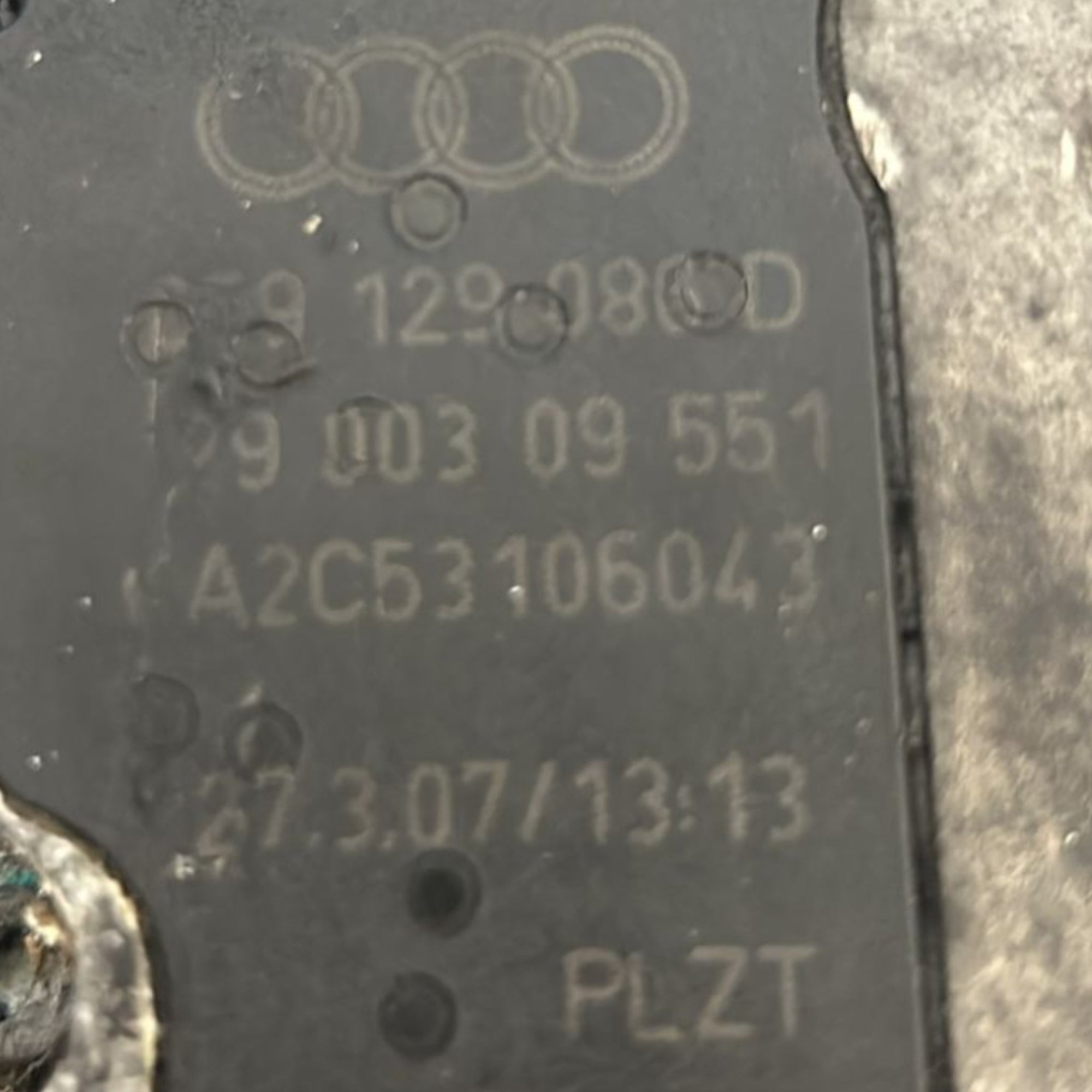 Attuatore Collettore Aspirazione Audi A8 (D3 / 4E) cod.059129086D 4.2 Diesel (2002 > 2009) - F&P CRASH SRLS - Ricambi Usati
