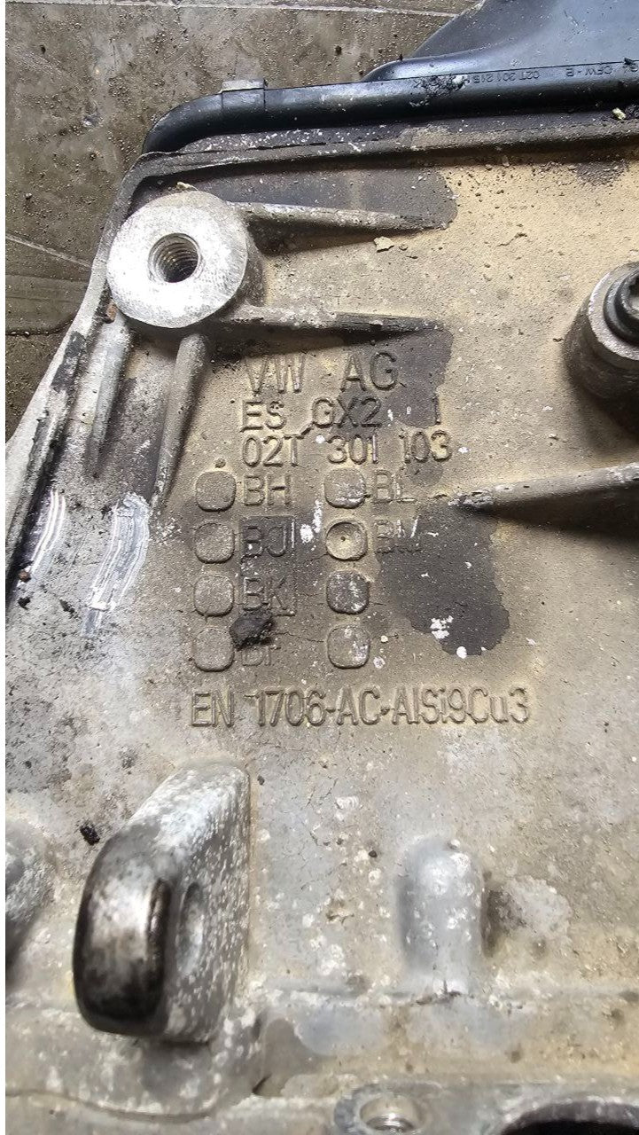 Cambio Manuale 5 Marce Volkswagen Golf VII 1.2 Benzina Cod : 02T301103BM (2012 - 2019) - F&P CRASH SRLS - Ricambi Usati