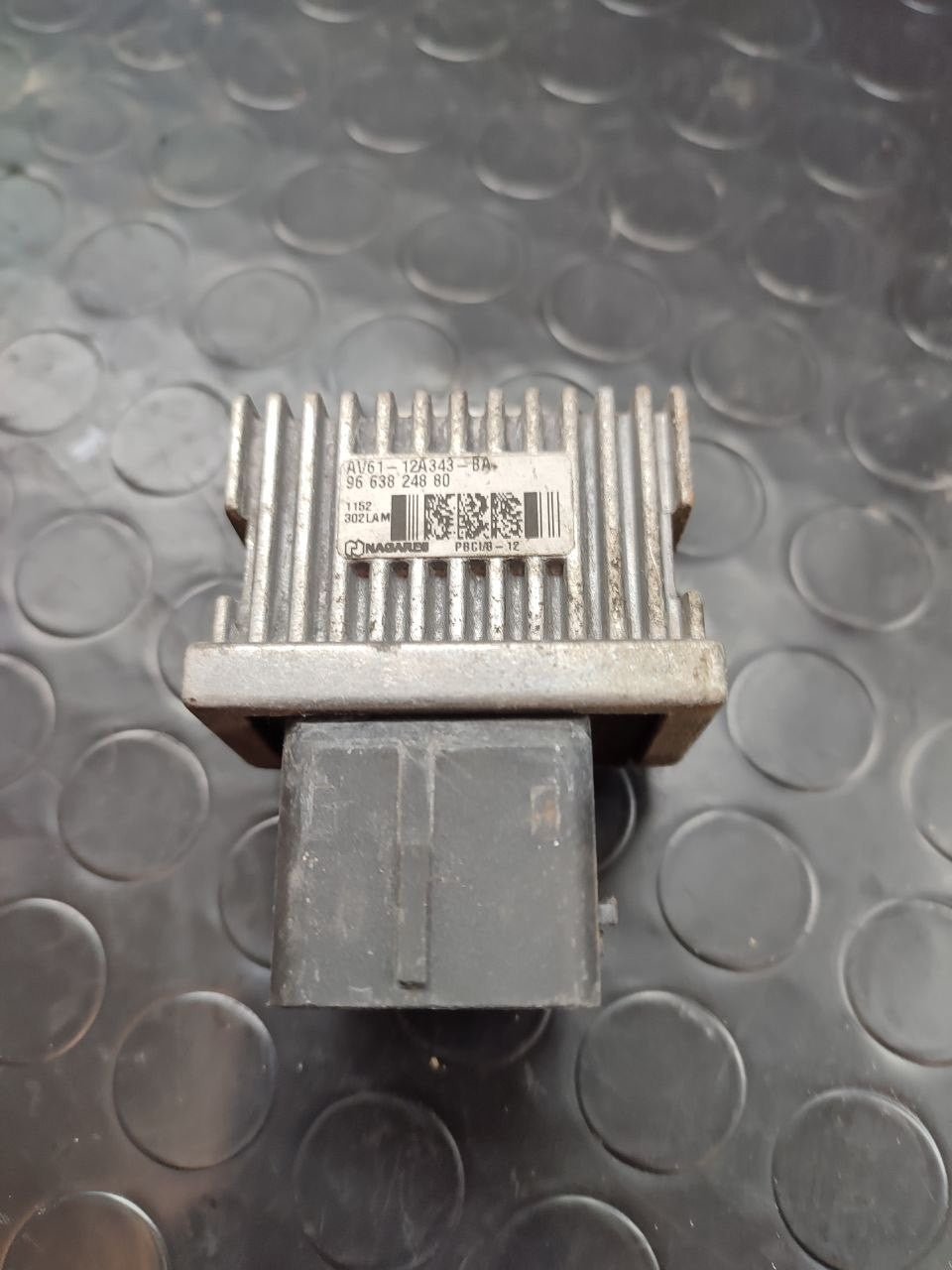 Centralina candelette LAND ROVER FREELANDER II serie 2.2 cod: 96 638 248 80 - F&amp;P CRASH SRLS - Ricambi Usati