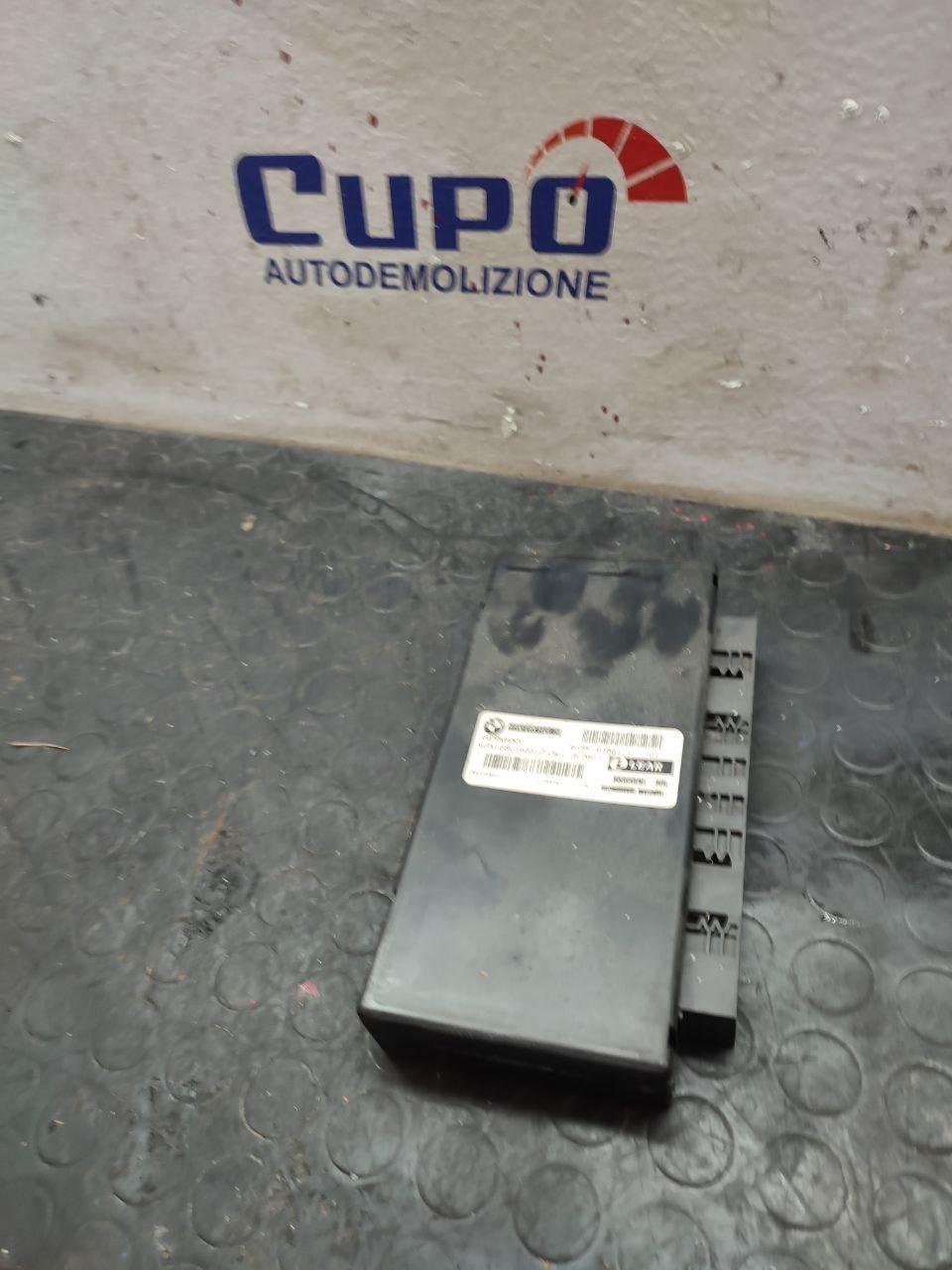 Centralina comfort modulo luci Bmw 520d ( e60 ) cod 6135 9186171 - F&amp;P CRASH SRLS - Ricambi Usati