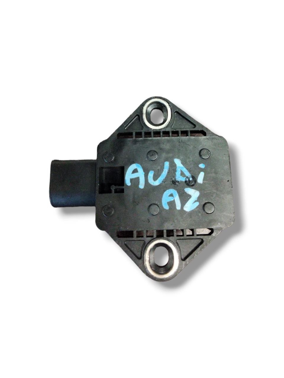 Centralina Sensore Imbardata Esp Audi a4 B6 / B8 / A6 C6 ( 2008 - 2016 ) cod.8E0907637A - F&P CRASH SRLS - Ricambi Usati