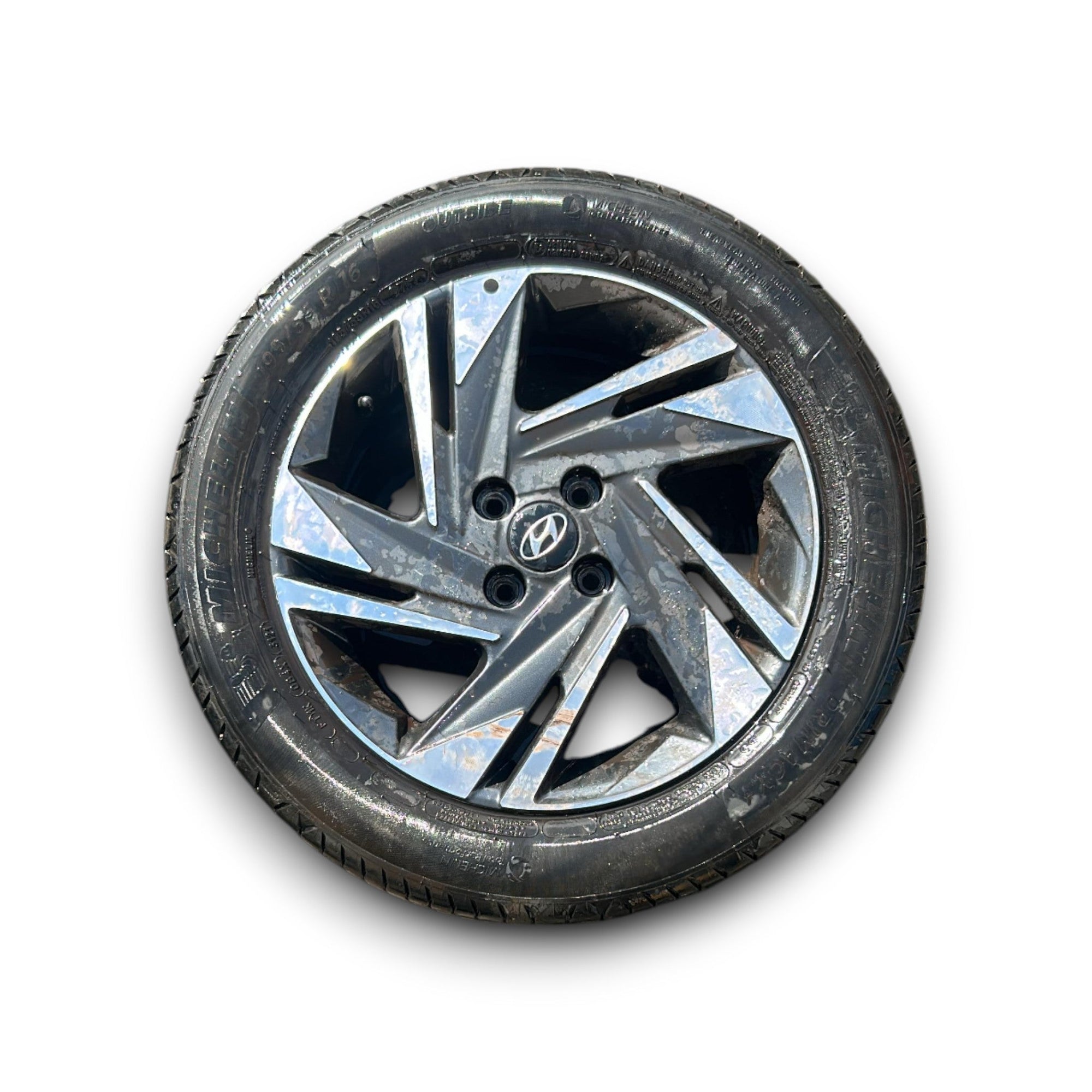 Cerchio In Lega (DIAMANTATO) Hyundai I20 (BC3) cod.52910 - Q0200 (4 Fori / 195 / 65 R16) (2020 > ) - F&P CRASH SRLS - Ricambi Usati