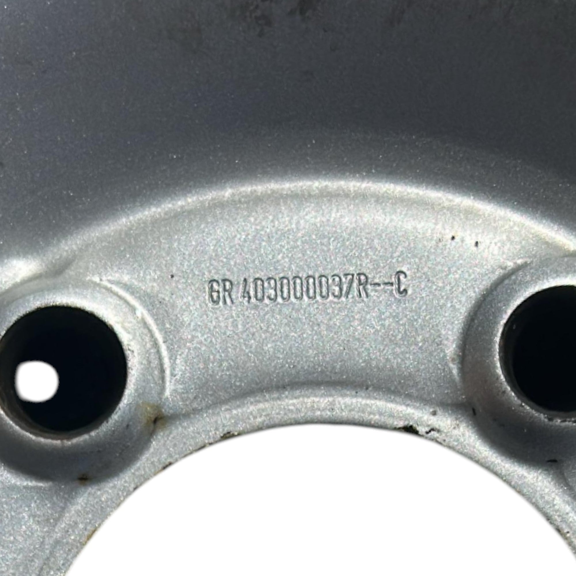 Cerchio In Lega Renault Master III cod.8200684598 (5 Fori / 225 / 65 R16) (2019 > ) cod.403000037R - F&P CRASH SRLS - Ricambi Usati