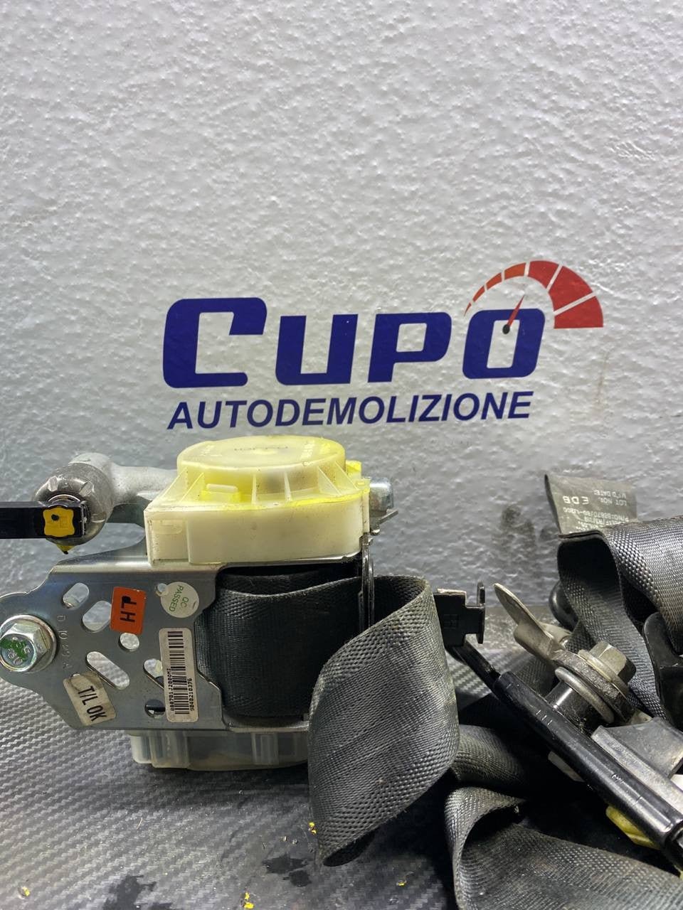 Cintura di sicurezza anteriore sinistra Hyundai i20 cod:888701j200omi - F&amp;P CRASH SRLS - Ricambi Usati