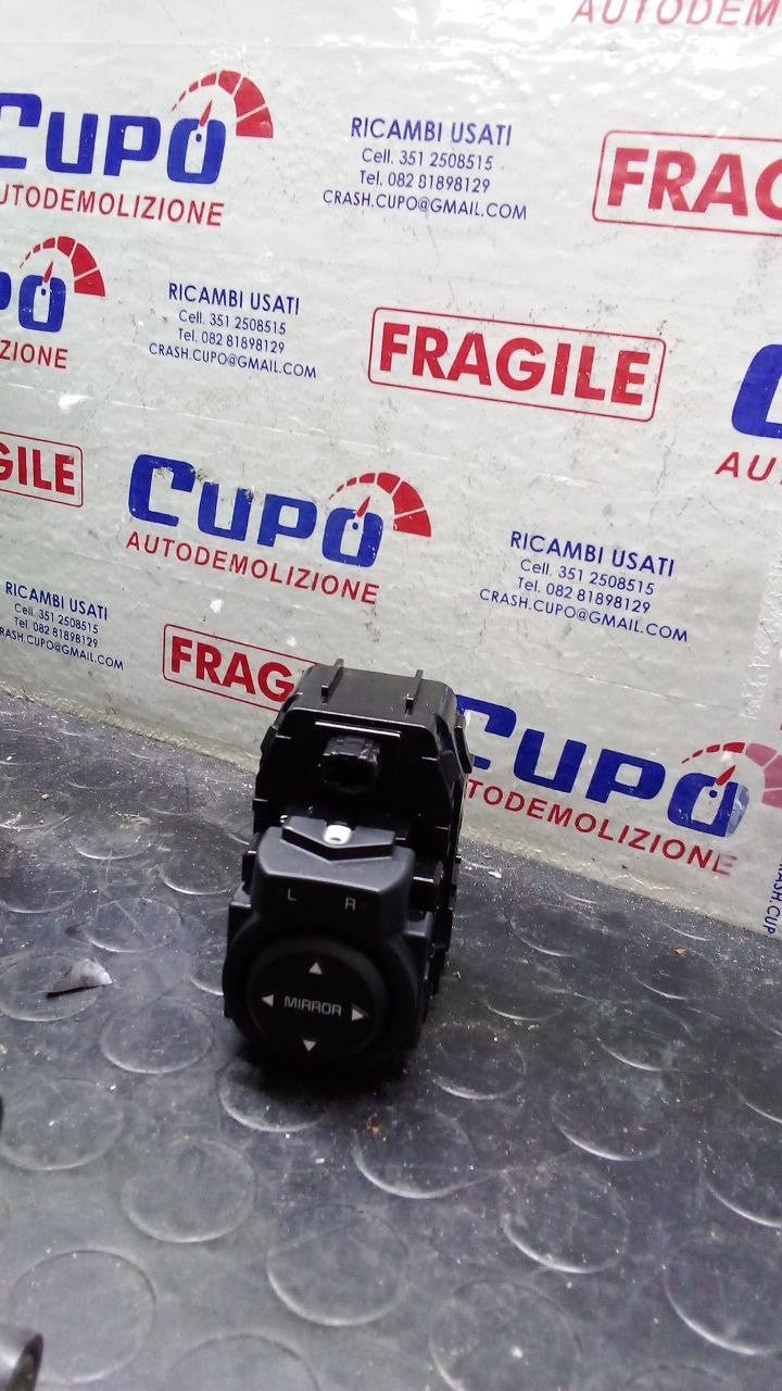Comando specchietto retrovisore Kia rio (2017) cod:4d64801160 7448008 - F&P CRASH SRLS - Ricambi Usati