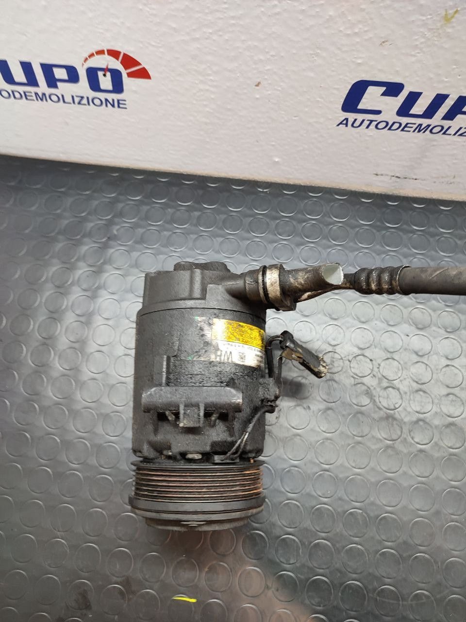 Compressore aria A / C OPEL ASTRA 1.7 cdti 2008 cod: 383601234 - F&P CRASH SRLS - Ricambi Usati