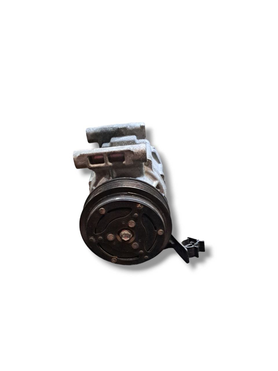 Compressore aria clima Fiat Grande Punto /Fiat Panda 169 / Fiat 500 1.2b (2007) COD:51747318 - F&P CRASH SRLS - Ricambi Usati