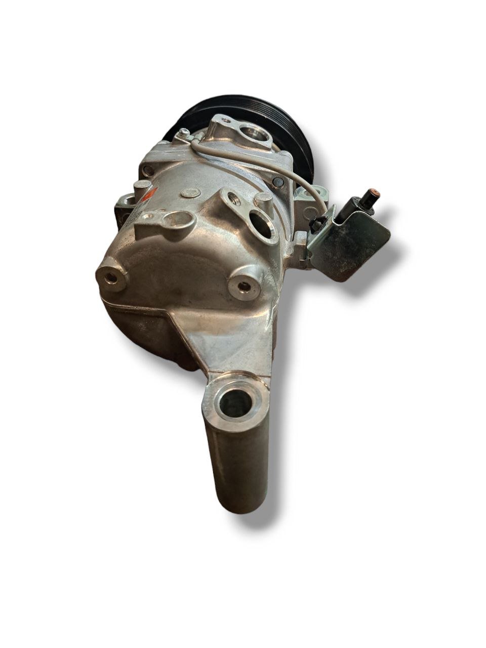 Compressore aria / clima Suzuki Ignis 1.2 hybrid (2021) COD:95201-73S10 - F&P CRASH SRLS - Ricambi Usati