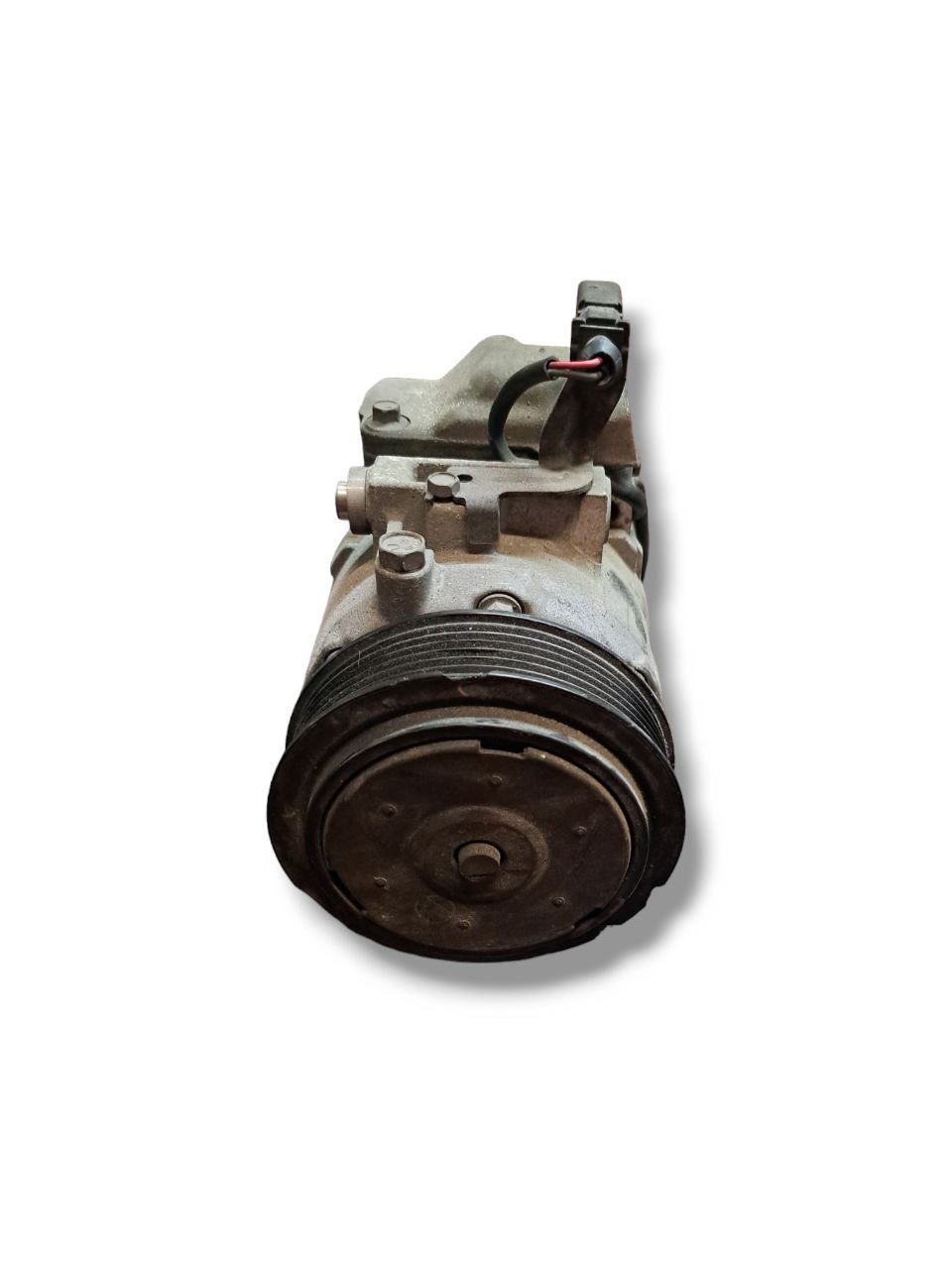 Compressore aria clima Volkswagen Polo 6R 1.2 Benzina (2012) COD:6Q0820808E - F&P CRASH SRLS - Ricambi Usati