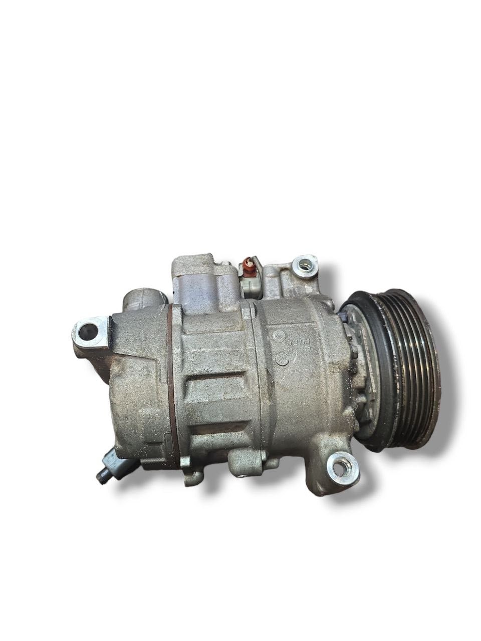 COMPRESSORE ARIA CONDIZIONATA AUDI A5 8T 2.0 DIESEL (2011 - 2016) Cod : 8K0260805N - F&P CRASH SRLS - Ricambi Usati
