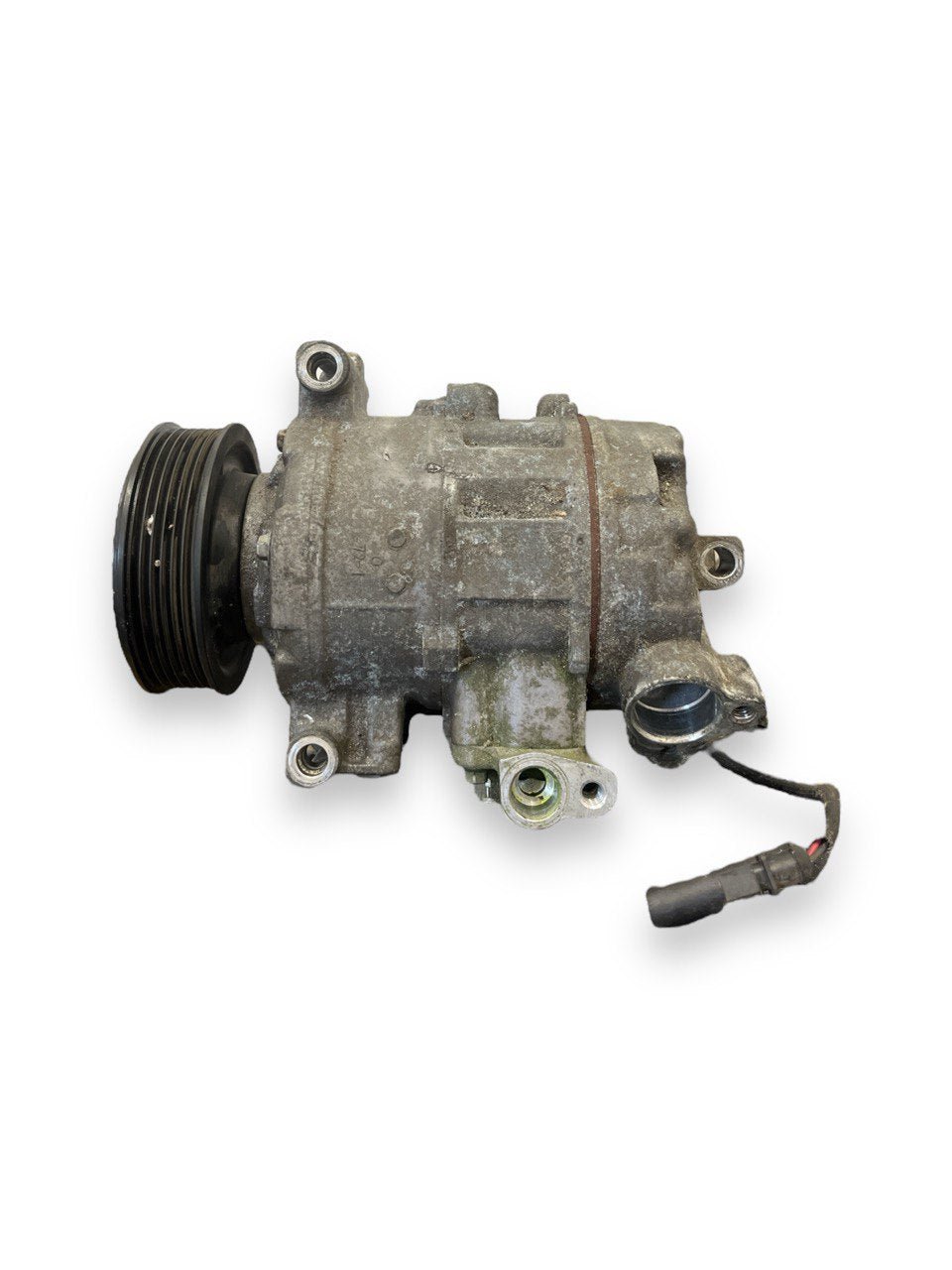 Compressore Aria Condizionata Audi A8 D3 4.2 Diesel (2002 al 2010) cod: 4E0260805AQ - F&P CRASH SRLS - Ricambi Usati