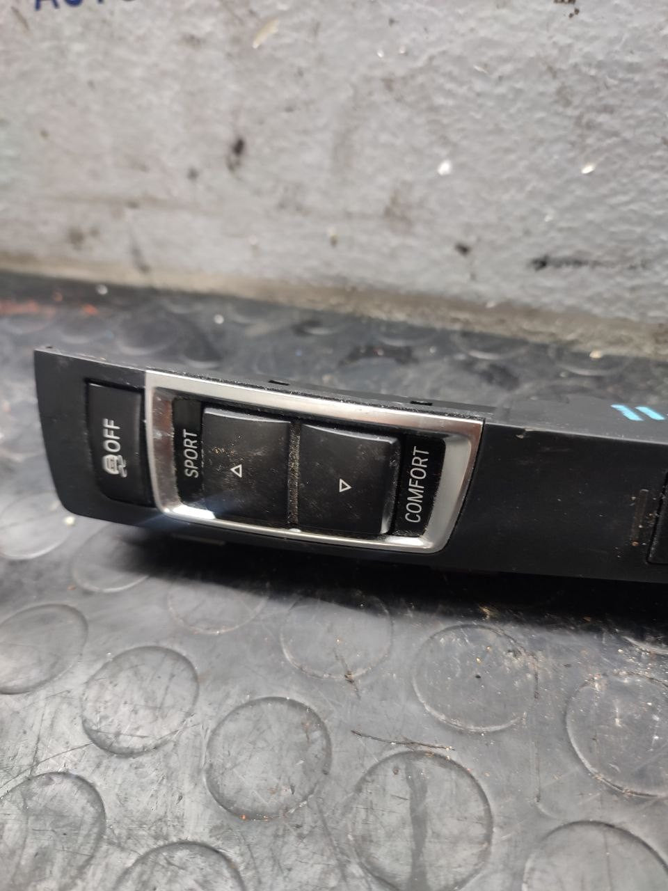 Console centrale pulsanti modalità guida Bmw serie 5 ( F10 / F11 - 2015 ) cod 9202948-03 - F&P CRASH SRLS - Ricambi Usati