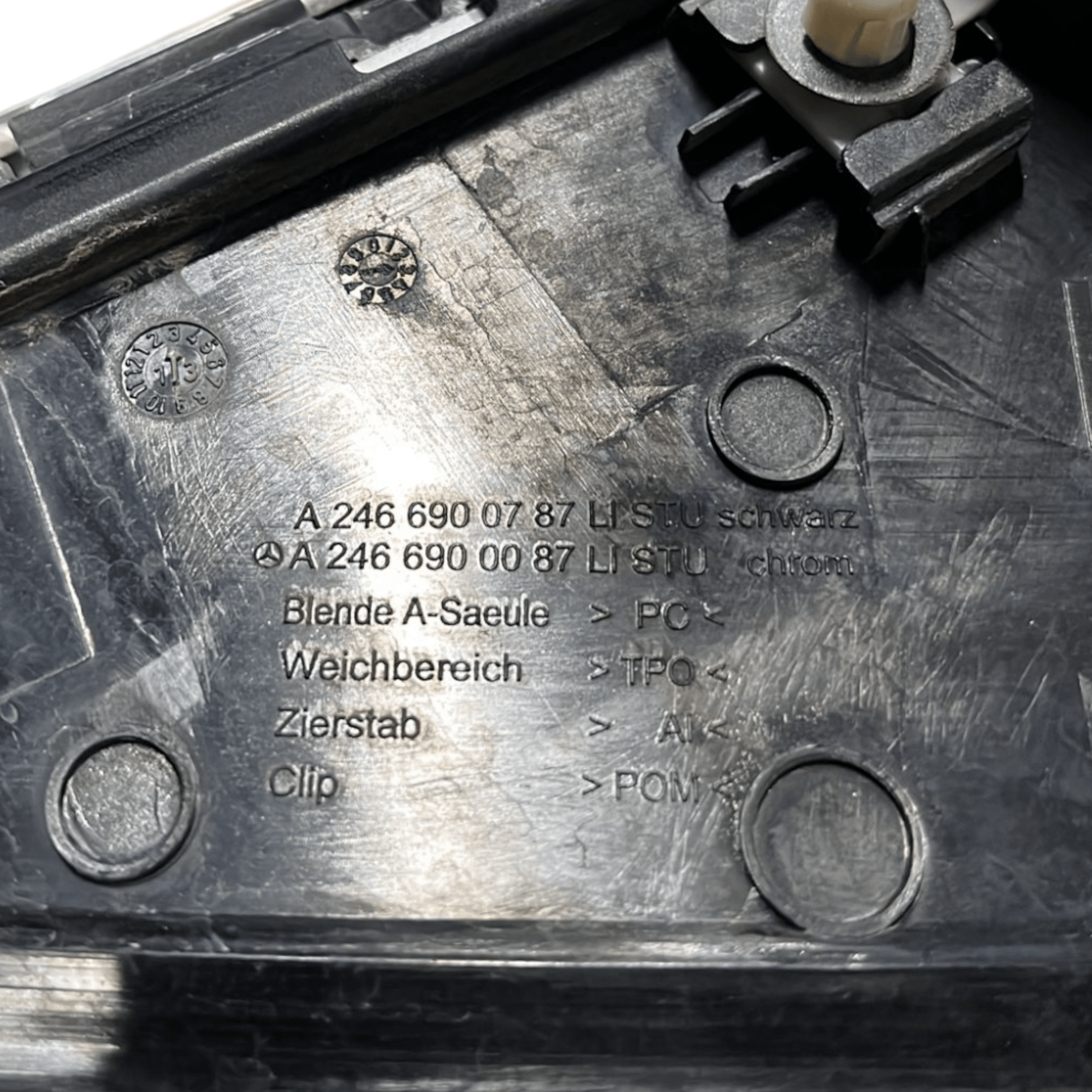 Copertura deflettore / montante anteriore sinistro Mercedes - Benz W246 cod.A2466900787 (2011 - 2018) - F&P CRASH SRLS - Ricambi Usati