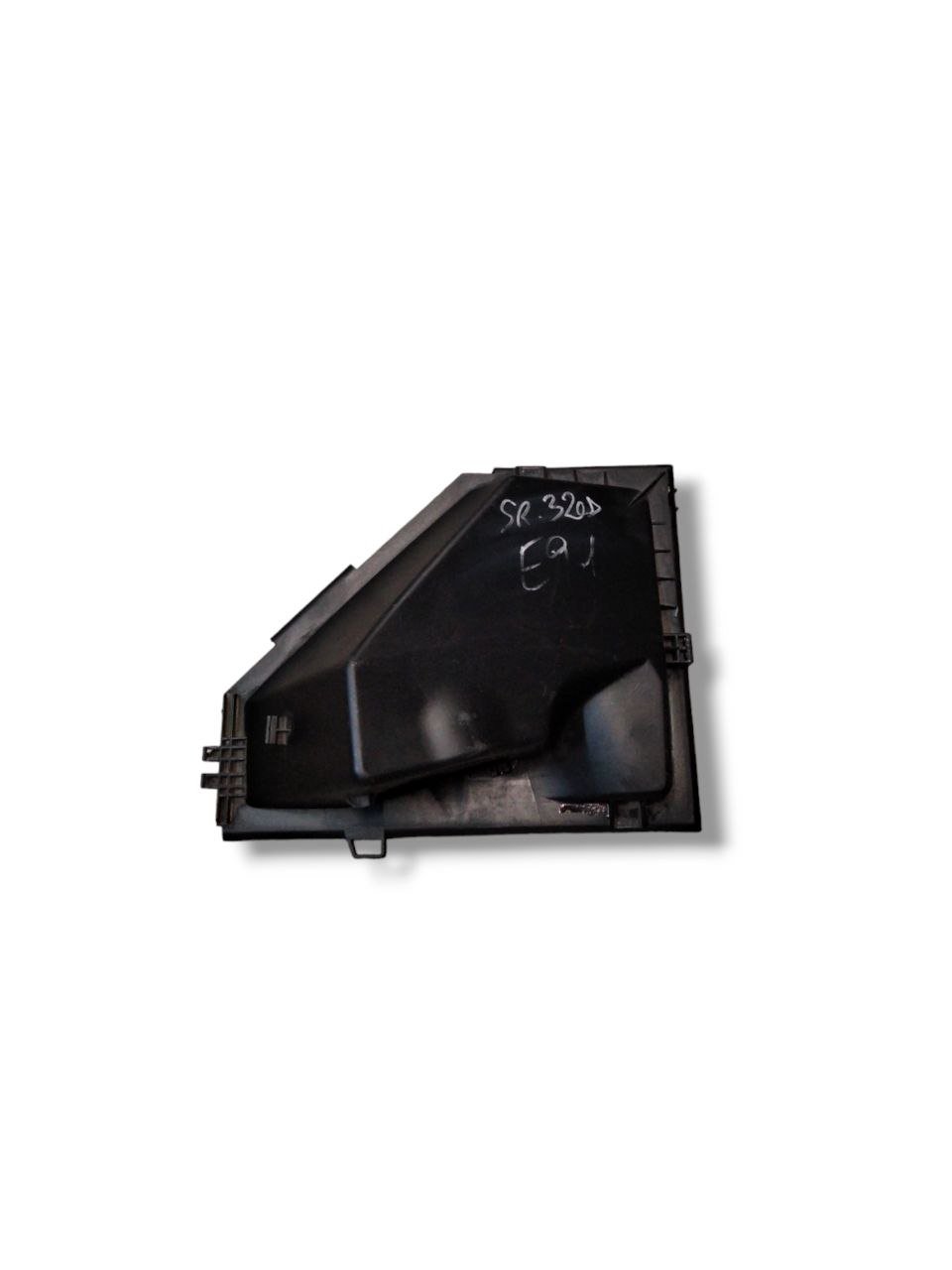 Copertura scatola filtro aria posteriore Bmw serie 3 E91 (2008 >) cod.70315899 - F&P CRASH SRLS - Ricambi Usati