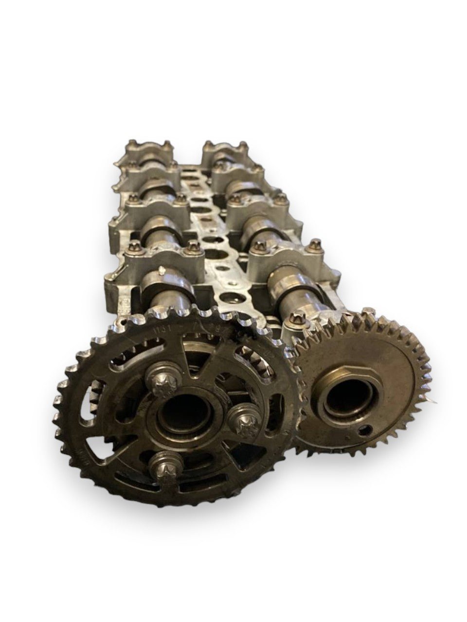 Coppia alberi a camme motore scarico - aspirazione Bmw X1 2.0 diesel (f48 - 2018) cod:7797511 - F&P CRASH SRLS - Ricambi Usati