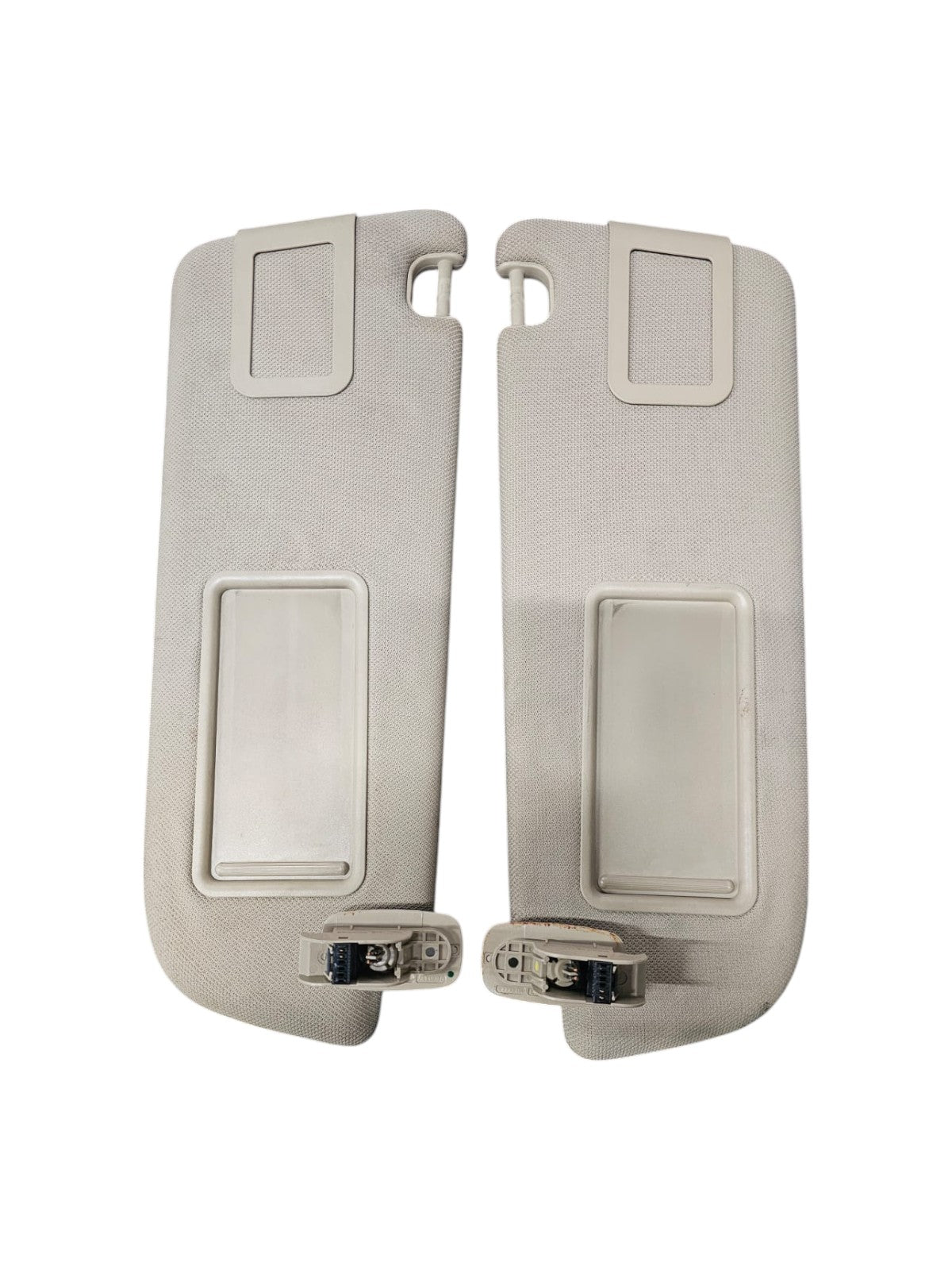 Coppia Alette Parasole Audi A6 C6 Cod:4F0857552 / 4F0857551 (2004 - 2011) - F&P CRASH SRLS - Ricambi Usati