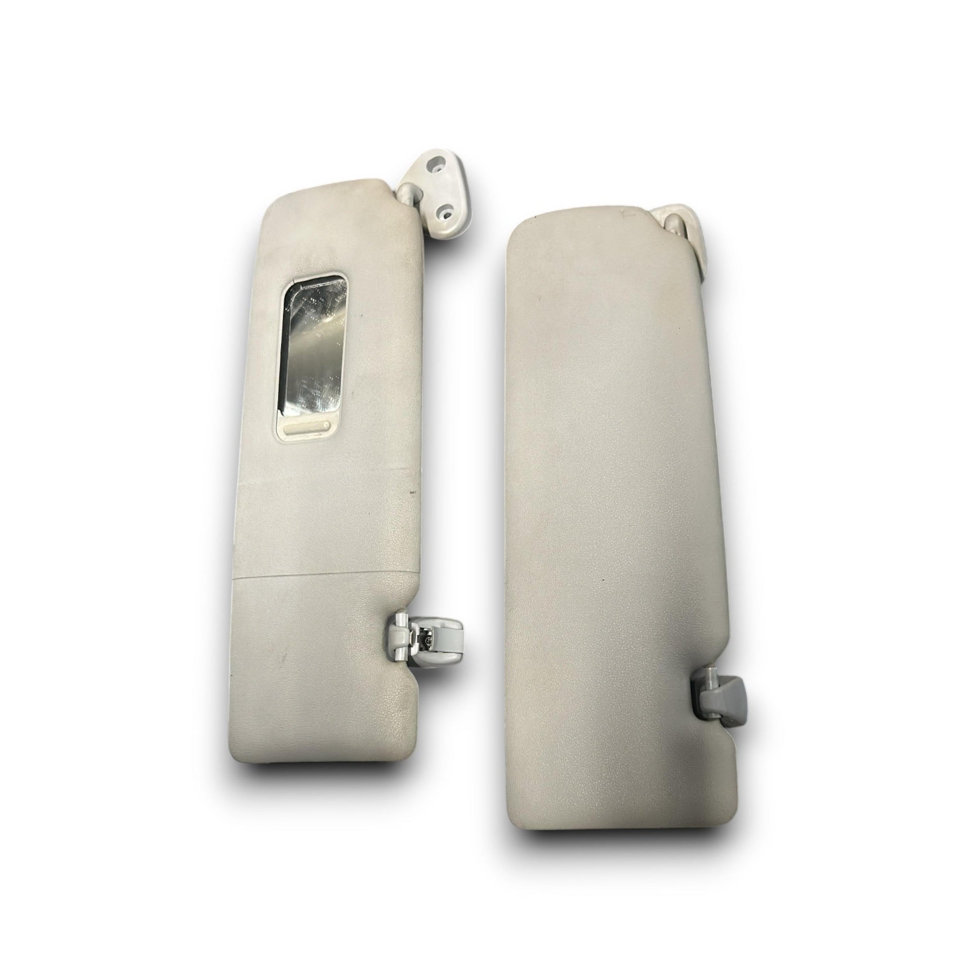 Coppia Alette Parasole BMW Serie 1 (E87) cod.7120559 (2004 > 2013) - F&P CRASH SRLS - Ricambi Usati