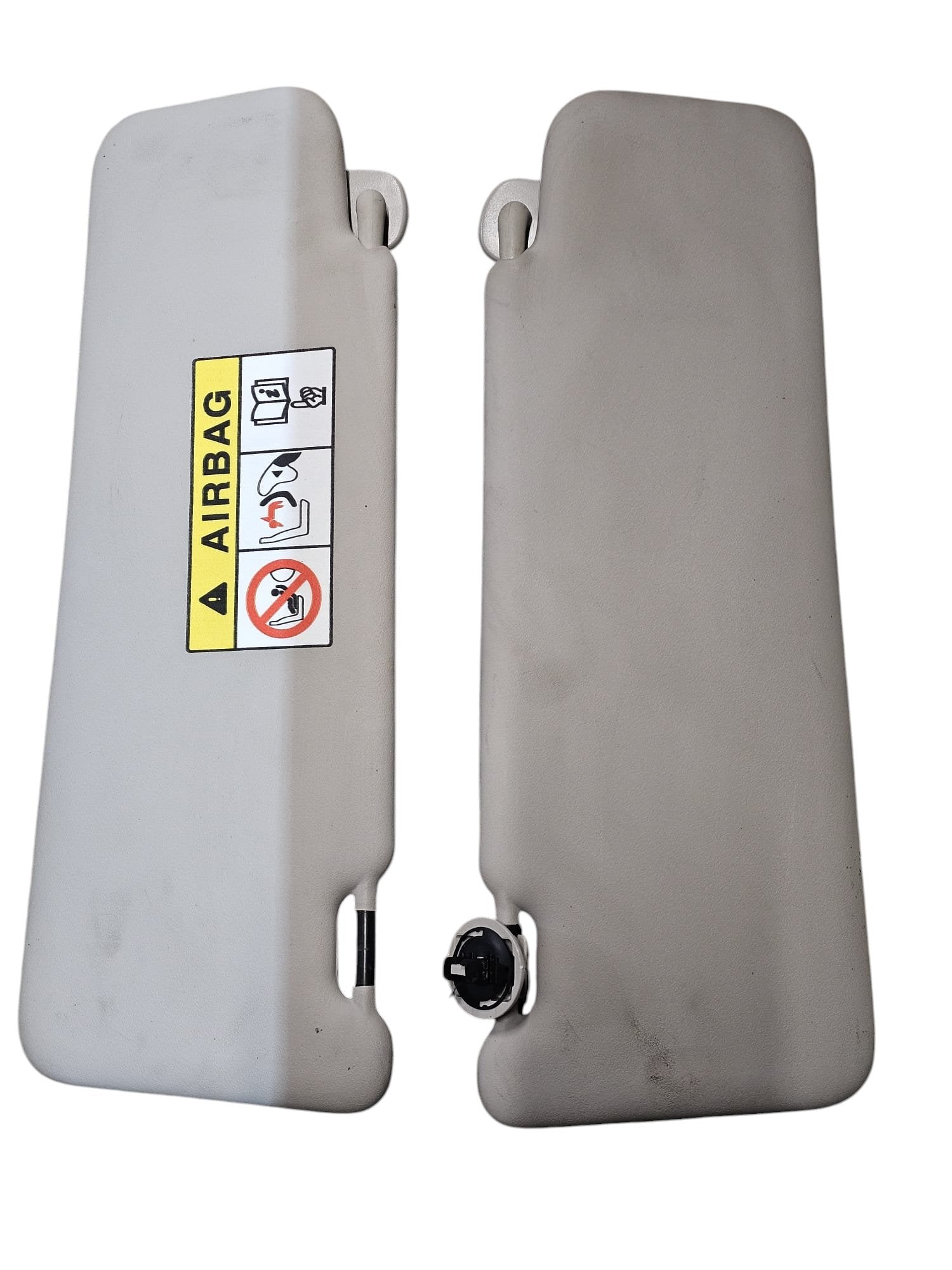 Coppia Alette Parasole Dacia Sandero (2012 - 2020) Cod:964012333R / 964004591R - F&P CRASH SRLS - Ricambi Usati