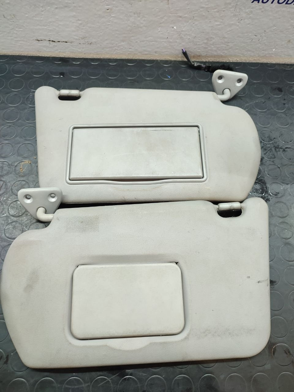Coppia Alette parasole NISSAN ALMERA 1.5 DCI - F&P CRASH SRLS - Ricambi Usati