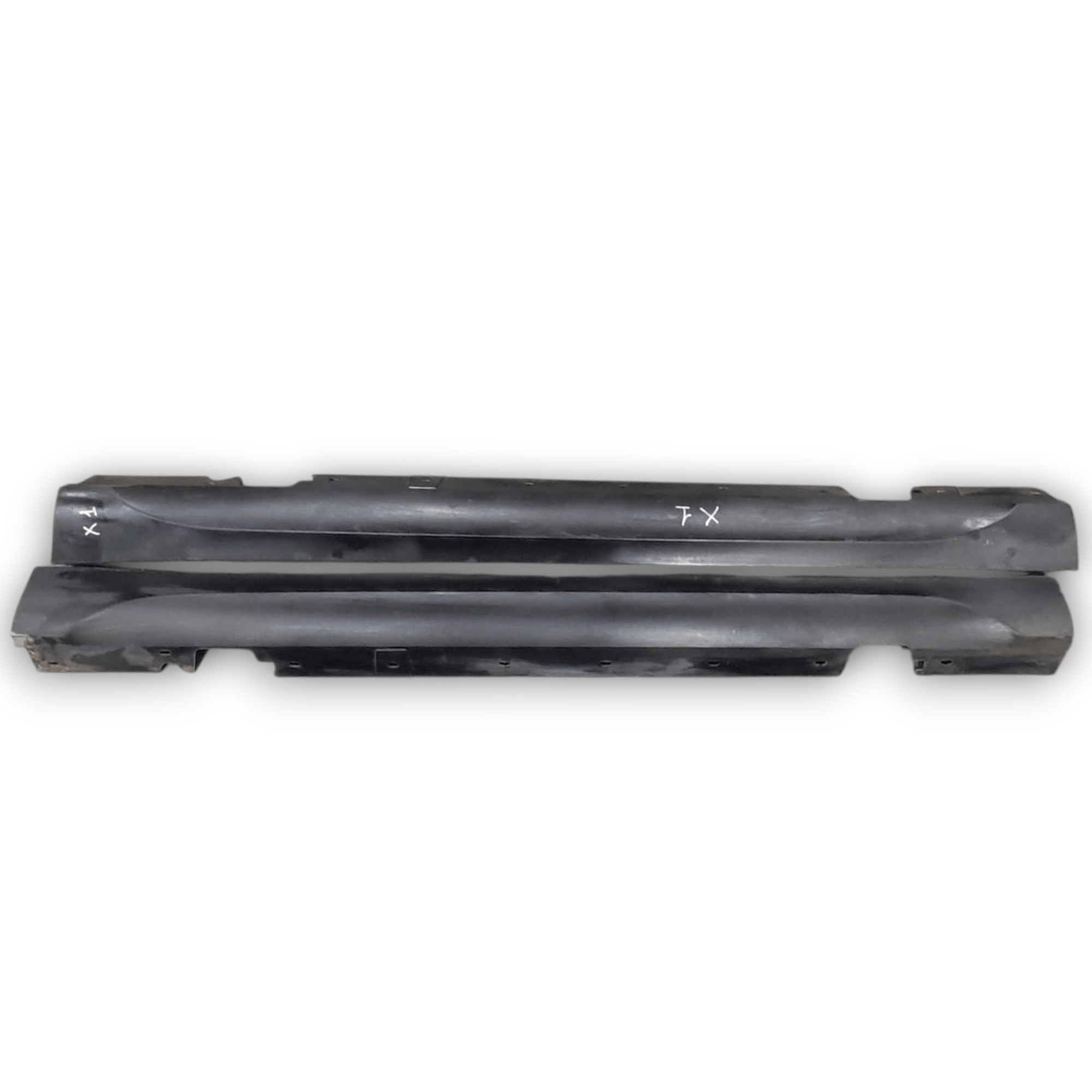 Coppia Minigonne / Sotto Porta Bmw X1 E84 COD: 51122990169 (2009 - 2015) - F&P CRASH SRLS - Ricambi Usati