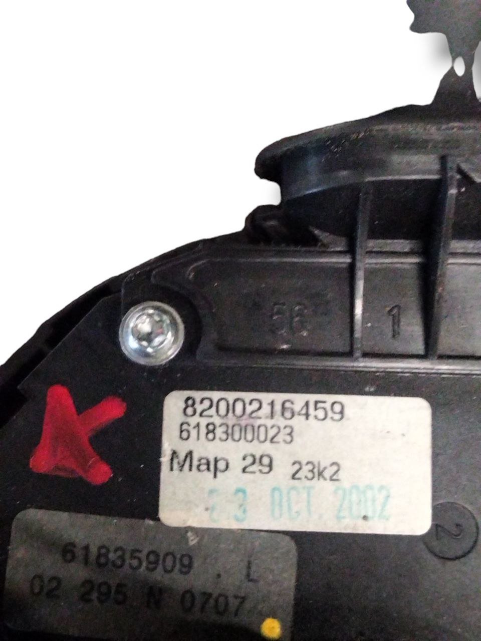 Devio Luci con contatto spiralato Renault Megane III (2008 - 2016)cod.8200216459 - F&P CRASH SRLS - Ricambi Usati