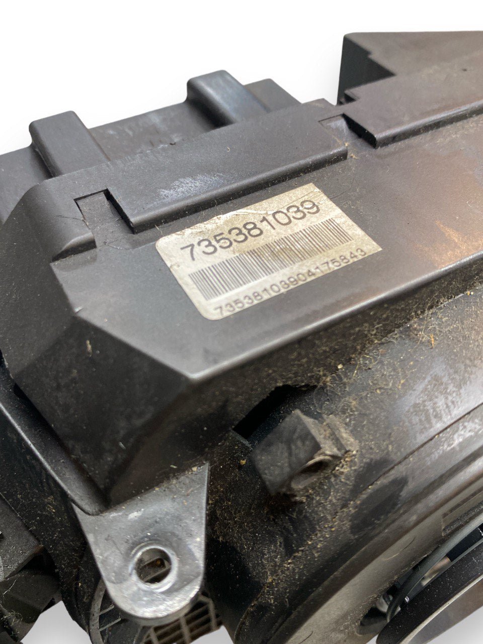 Devio luci Fiat Punto 188 1.3mjt ( 2004 ) cod. 735381039 - F&P CRASH SRLS - Ricambi Usati