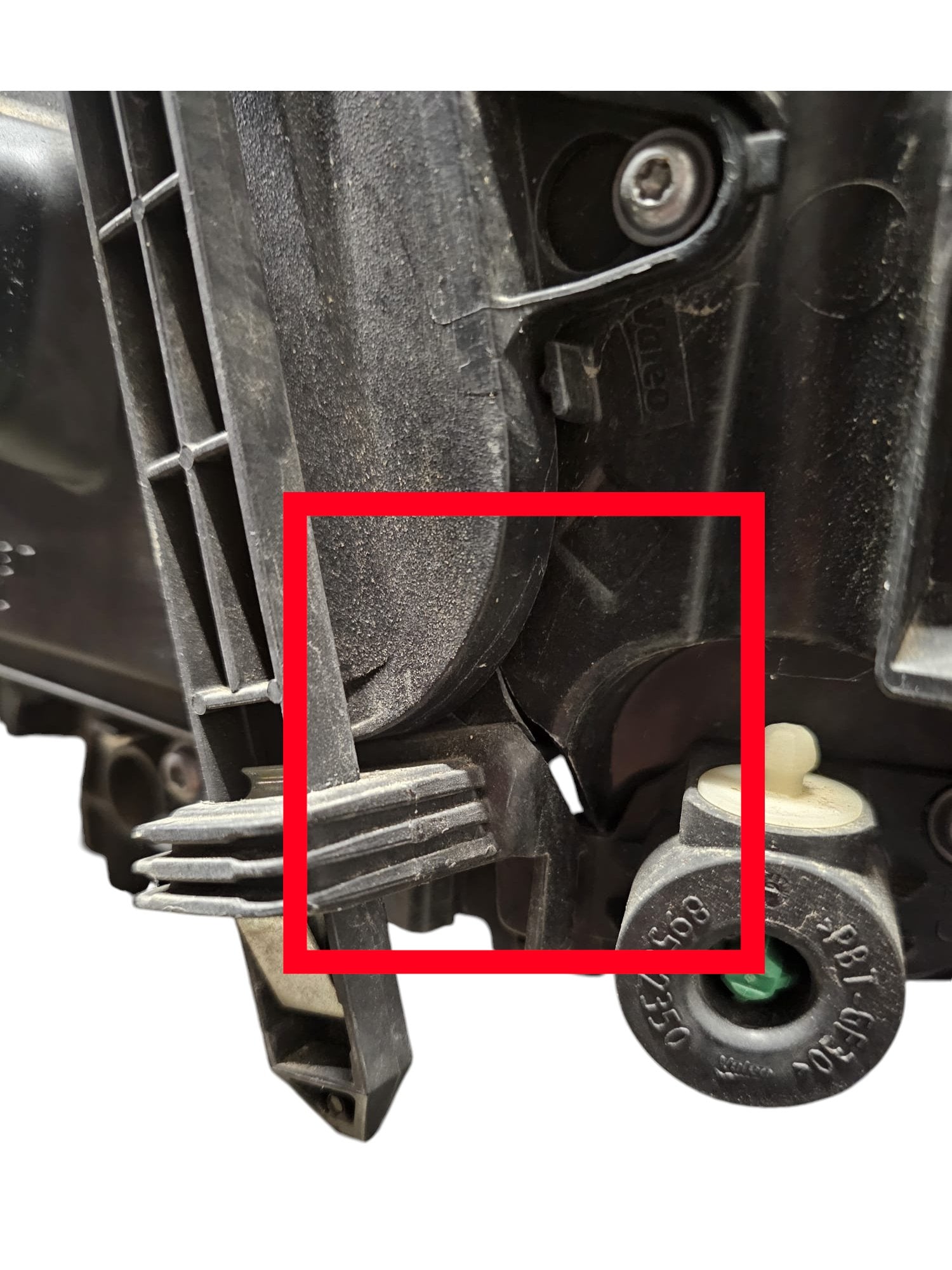 Faro / Fanale Alogeno Anteriore Destro Volvo V60 (2010 - 2018) Cod:31420270 - F&P CRASH SRLS - Ricambi Usati