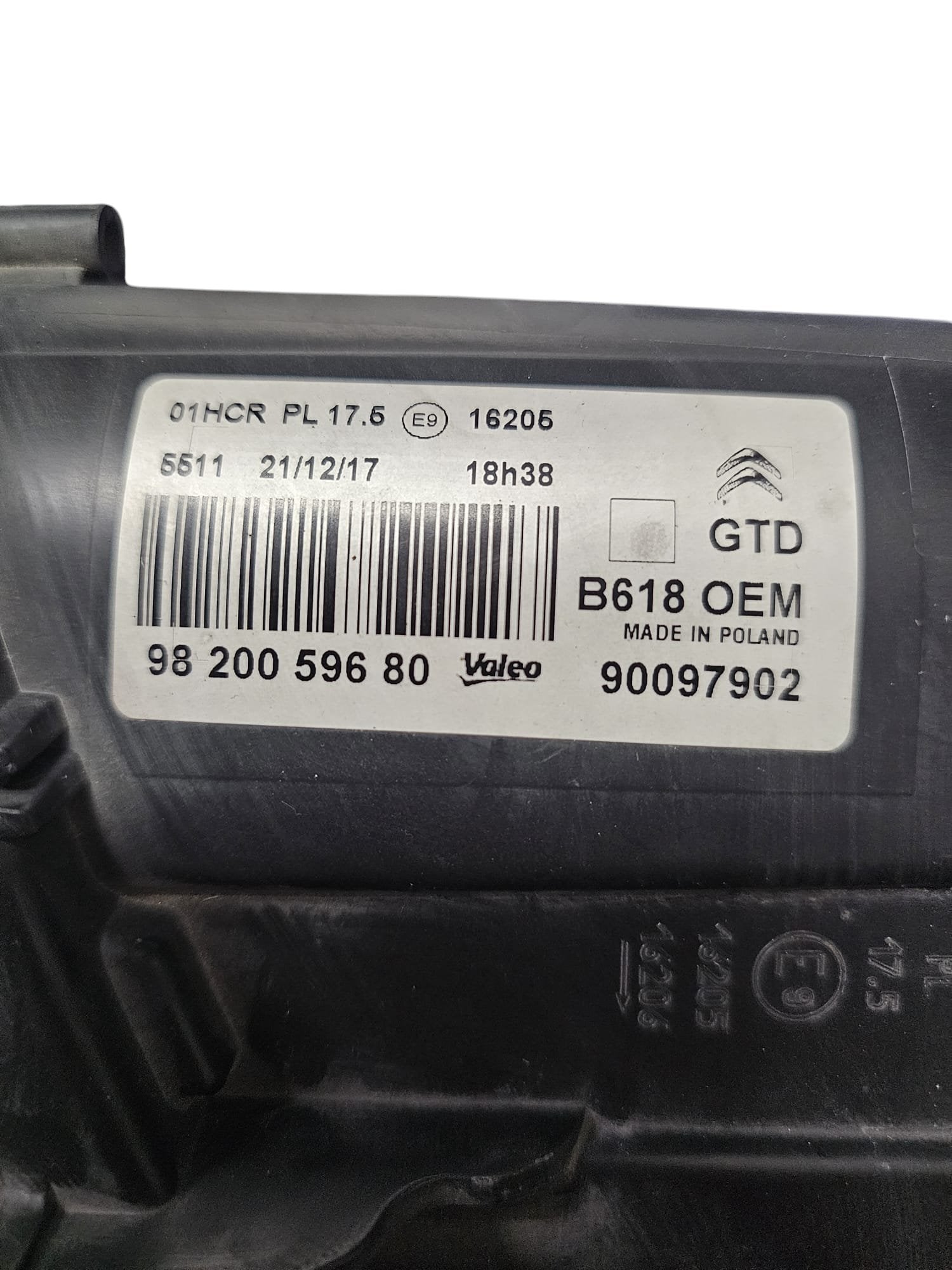 Faro / Fanale Alogeno Anteriore Sinistro Citroen C3 (2016 - 2023) Cod:9820059680 - F&P CRASH SRLS - Ricambi Usati