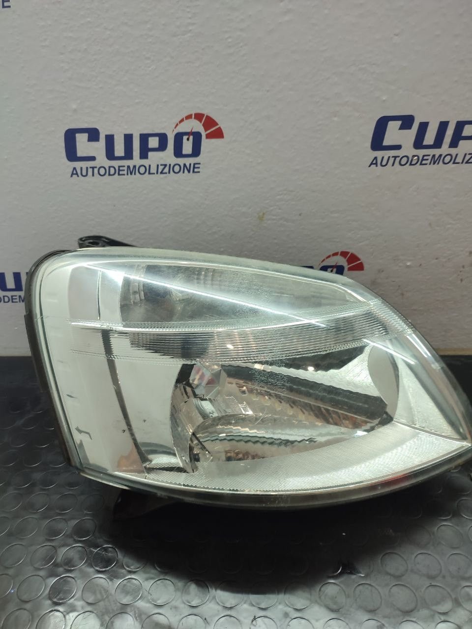 Faro / Fanale anteriore destro Citroen Berlingo 2002 cod 9644150880 - F&P CRASH SRLS - Ricambi Usati