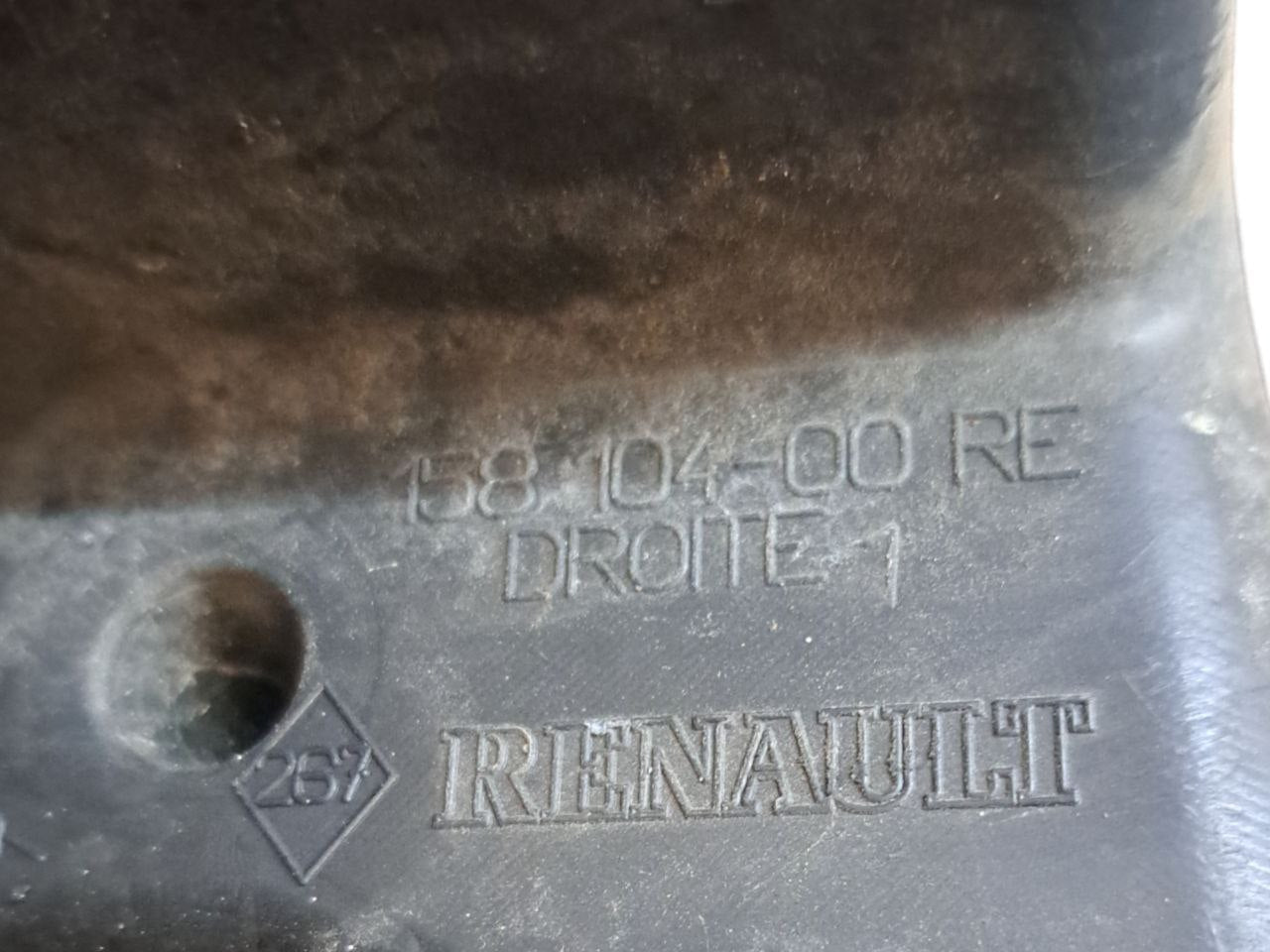 Faro / Fanale anteriore destro (Dx) alogeno Renault Scenic (2008) COD:15810400RE - F&P CRASH SRLS - Ricambi Usati