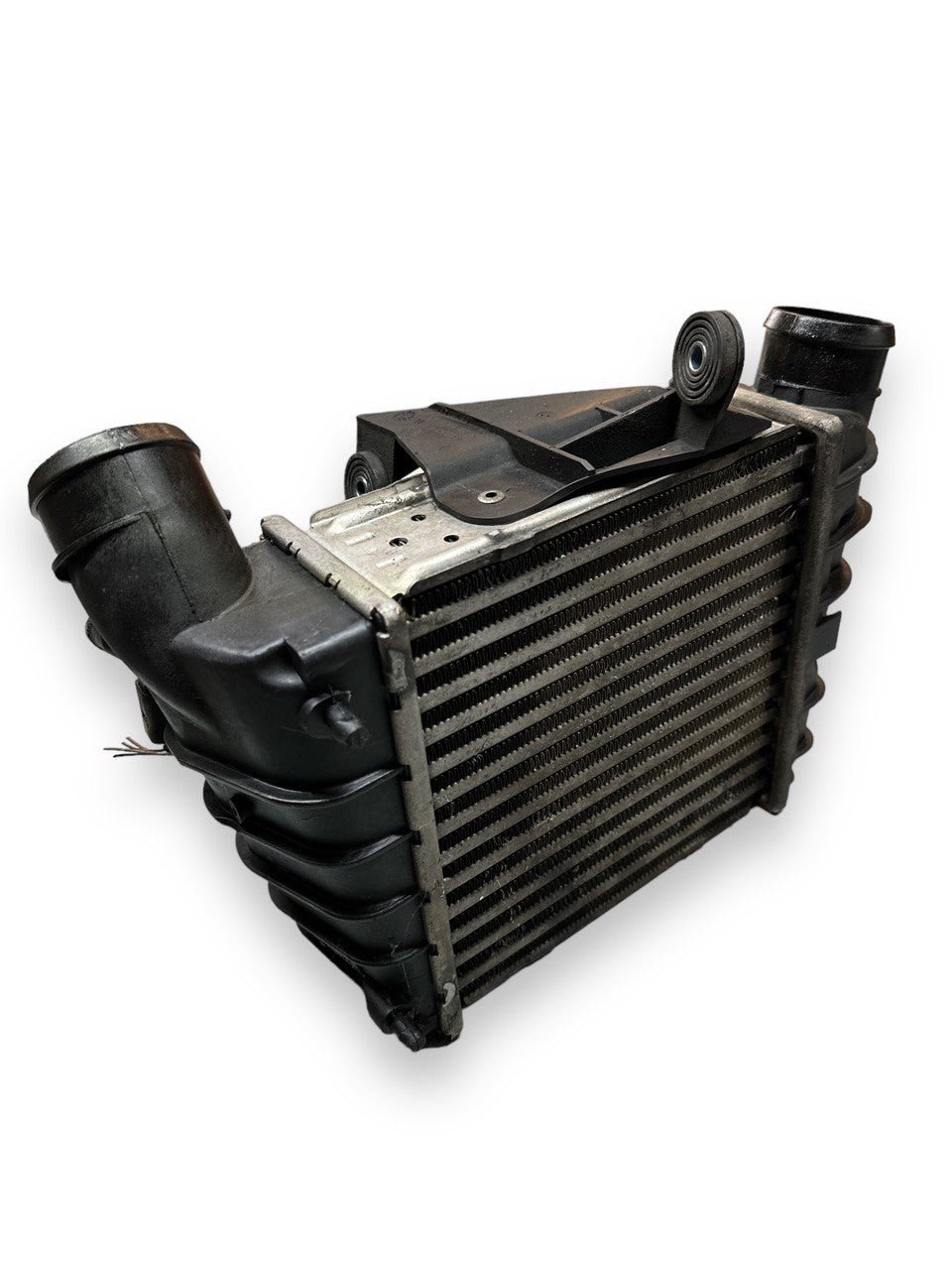 Intercooler Volkswagen Polo 9N 1.2 b ( 2001 - 2005 ) cod. 862397U - F&amp;P CRASH SRLS - Ricambi Usati