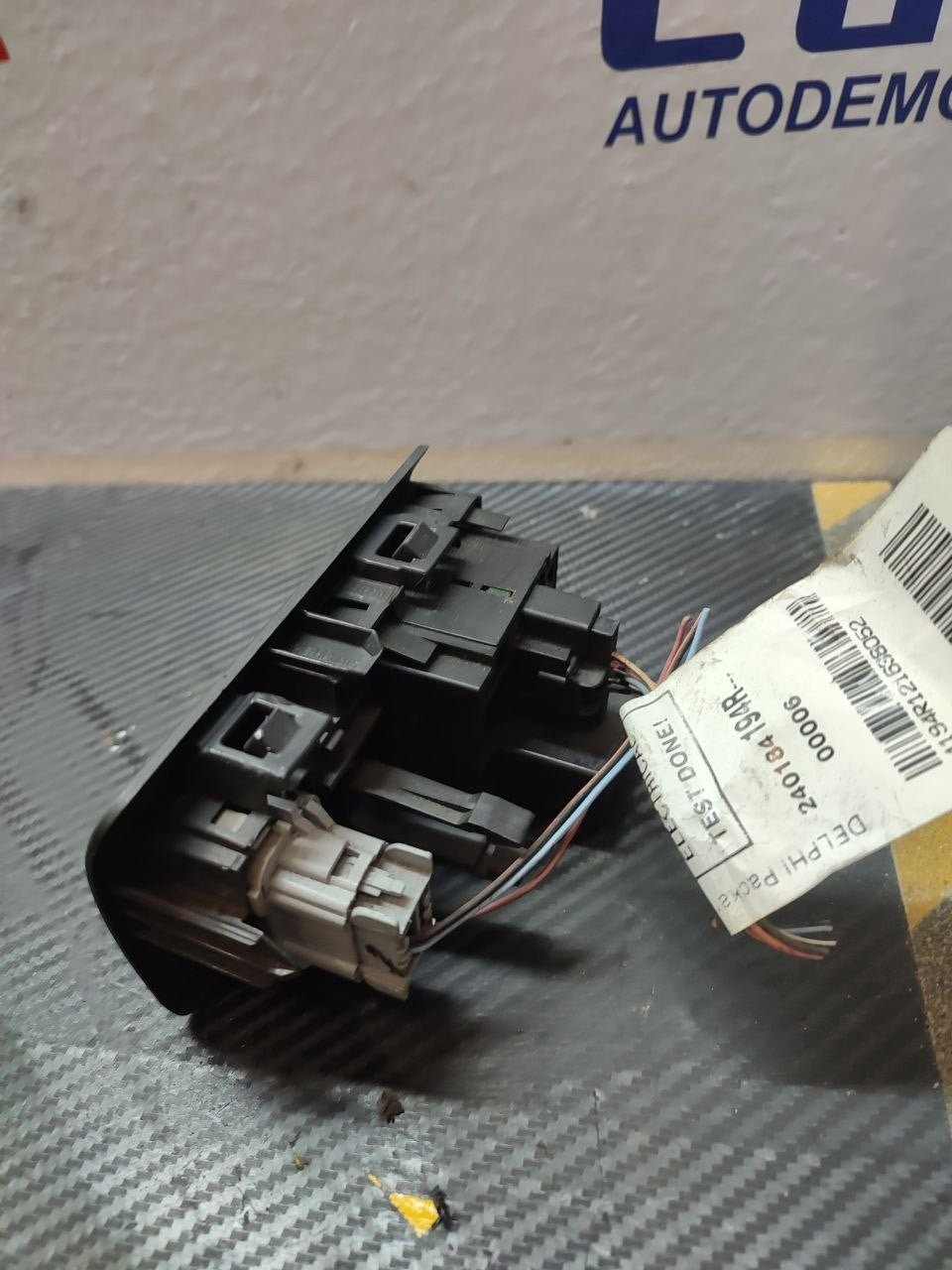 Interruttore regolazione fari Renault Clio mk 3 cod 8200407756 - F&P CRASH SRLS - Ricambi Usati