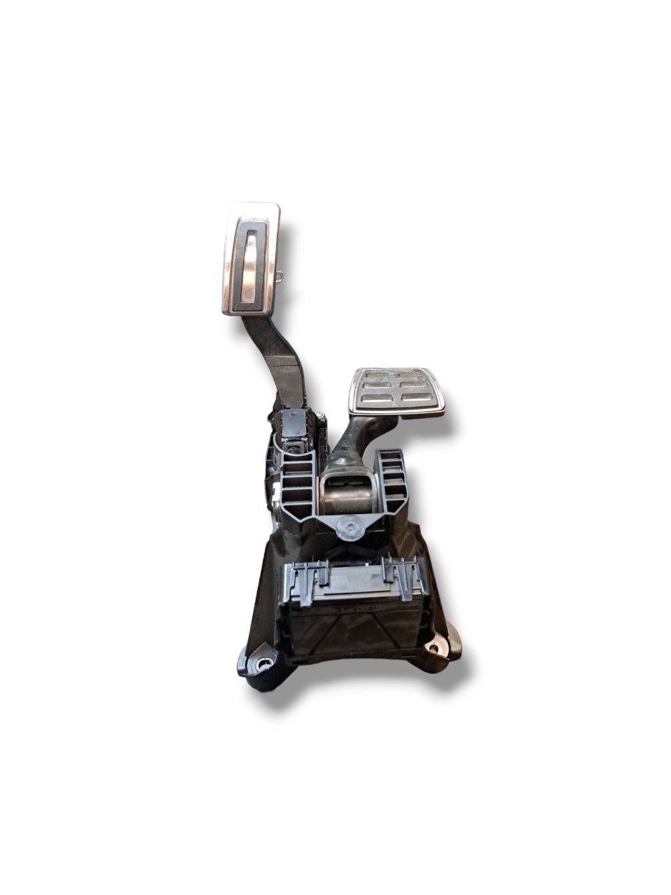 kit pedaliera freno + acceleratore Audi A3 8VA ( 2015 - 2020 ) COD:5Q1723058BQ - F&amp;P CRASH SRLS - Ricambi Usati