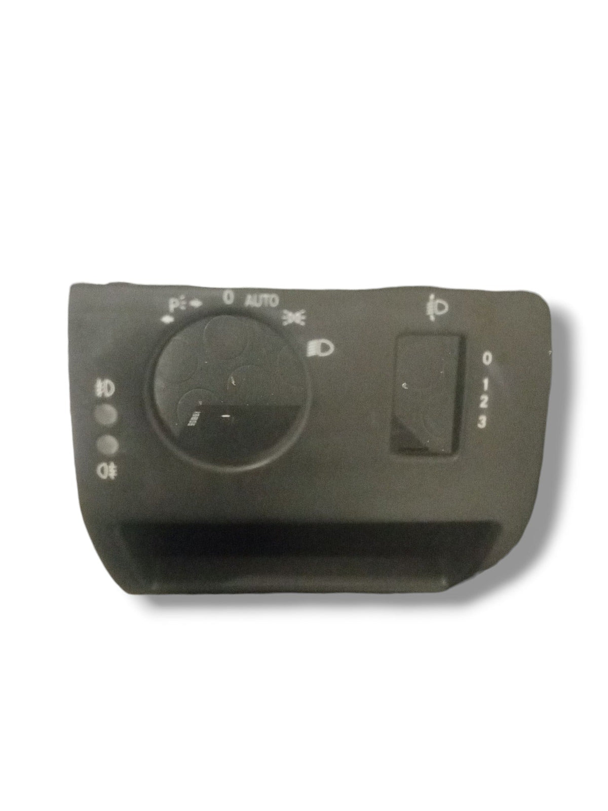 Mascherina rivestimento interruttore luci Mercedes Classe A W169 (2009) cod: A1696800365 - F&amp;P CRASH SRLS - Ricambi Usati