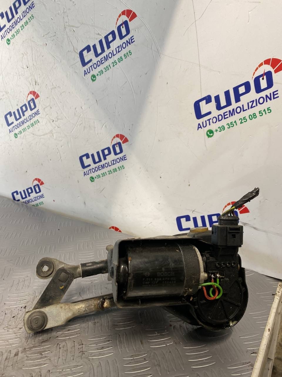 Motorino tergicristalli anteriore Volkswagen Fox cod:f008b20070 - F&amp;P CRASH SRLS - Ricambi Usati