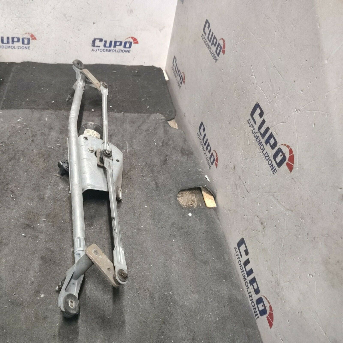 MOTORINO TERGICRISTALLO ANTERIORE TANDEM TOYOTA Avensis Berlina 1° 85110-05040-B - F&amp;P CRASH SRLS - Ricambi Usati