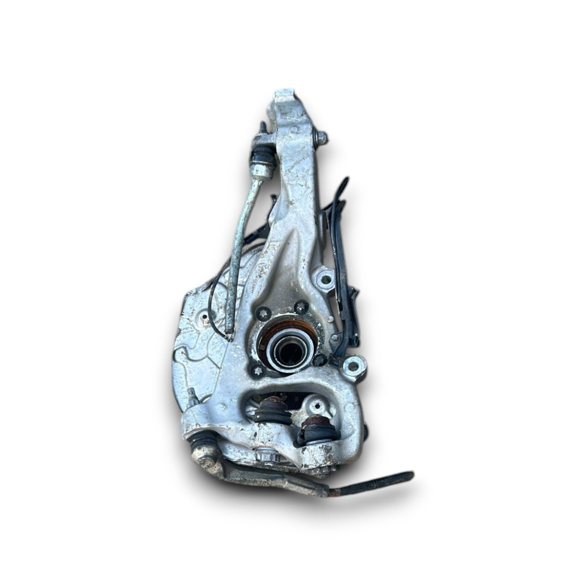 Mozzo Ruota Anteriore Destro Mercedes Benz Classe C (W205) (C43 AMG) cod.A2053800 3.0 Benzina (2014 > 2021) - F&P CRASH SRLS - Ricambi Usati
