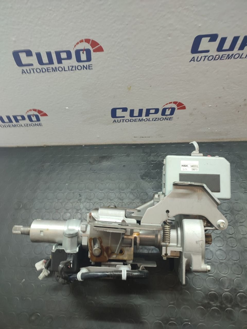 Piantone di sterzo Nissan X - trail ( T32 ) cod 48811 4ba0a - F&P CRASH SRLS - Ricambi Usati
