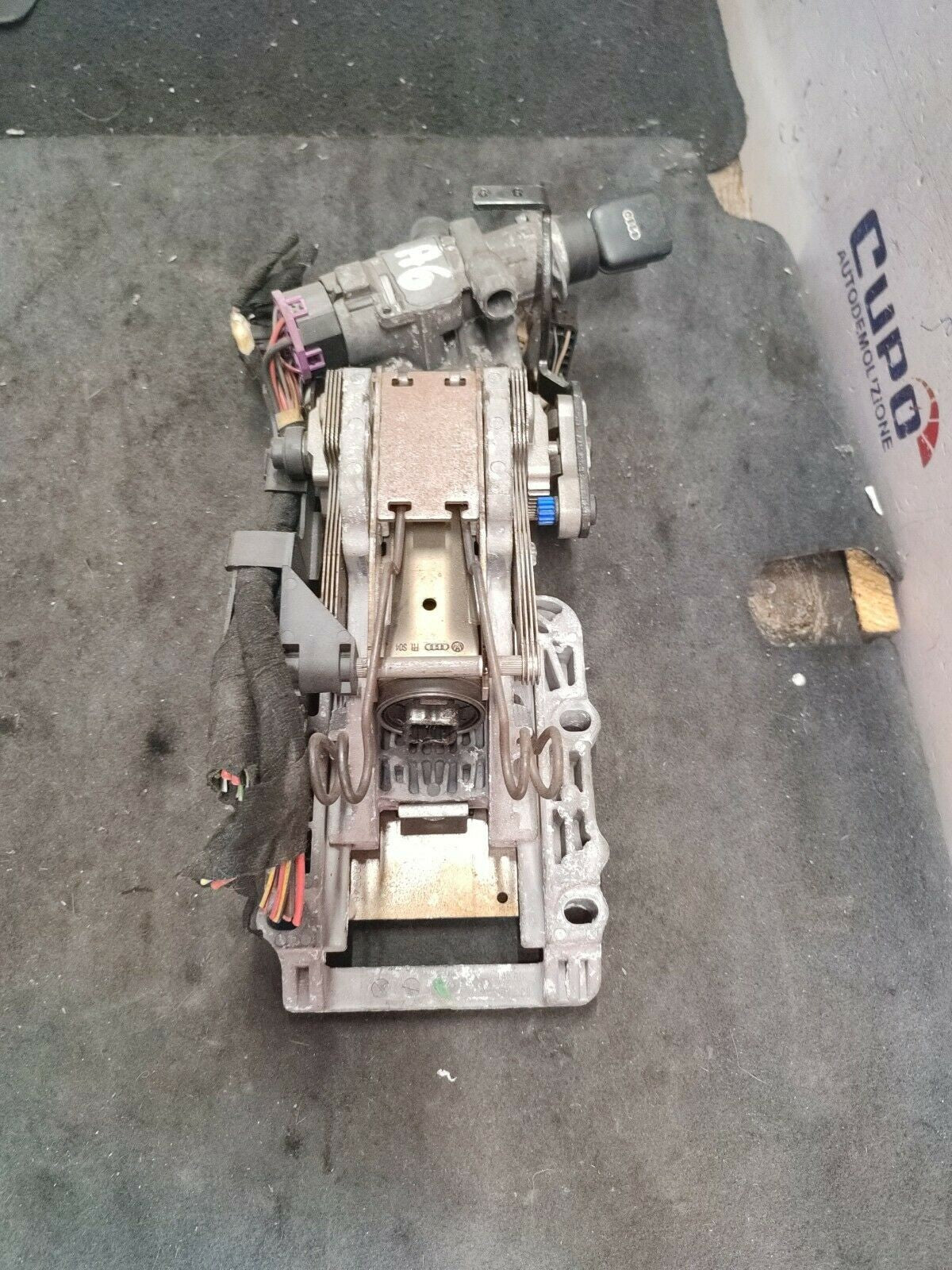 Piantone Sterzo Audi A6 1.9 Tdi 4P (1997 - 2004) 4B0419502B - F&P CRASH SRLS - Ricambi Usati