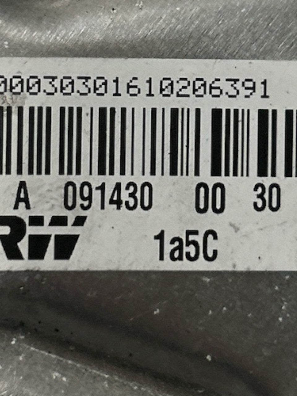 Pompa Servofreno + Vaschetta Olio Infiniti (Q30) (2015 > 2019) cod.A0914300030 - F&P CRASH SRLS - Ricambi Usati