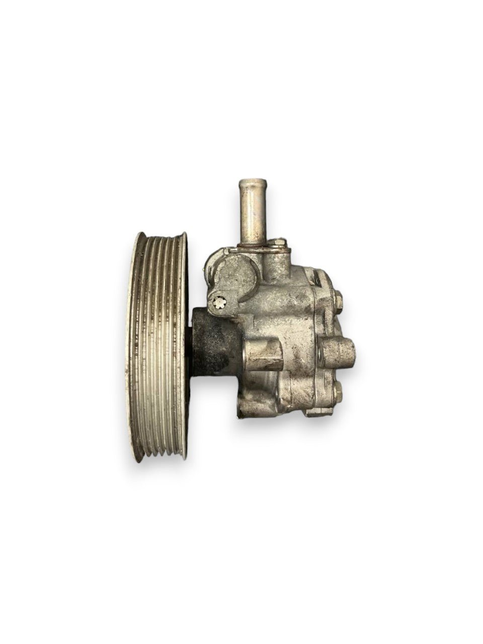 Pompa Servosterzo / Idroguida Audi A4 8E 3.0 Diesel (2000 al 2004) cod: 8E0145153D - F&P CRASH SRLS - Ricambi Usati