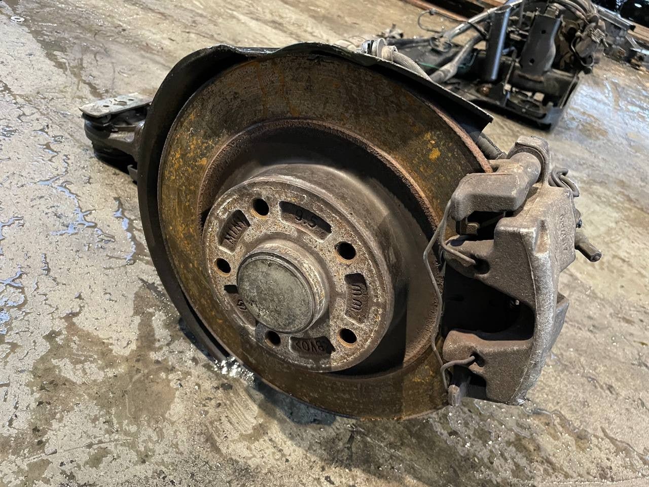 Ponte assale posteriore Renault laguna station wagon 1.9 dci f9q ( mk3 - 2003 ) - F&P CRASH SRLS - Ricambi Usati