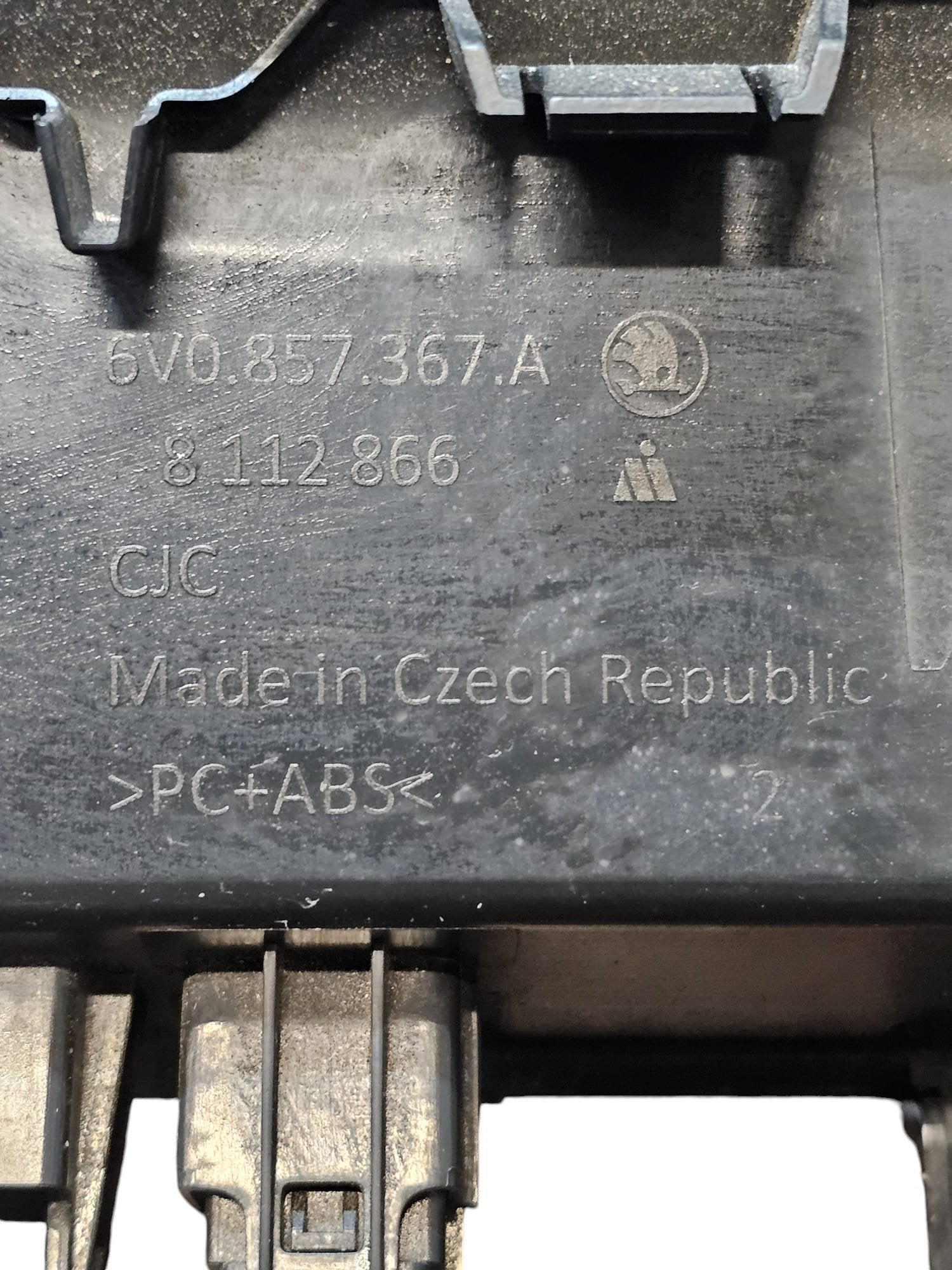 Presa Accendisigari / AUX Skoda Fabia NJ (2014 - 2021) Cod:5Q0907561K - F&P CRASH SRLS - Ricambi Usati