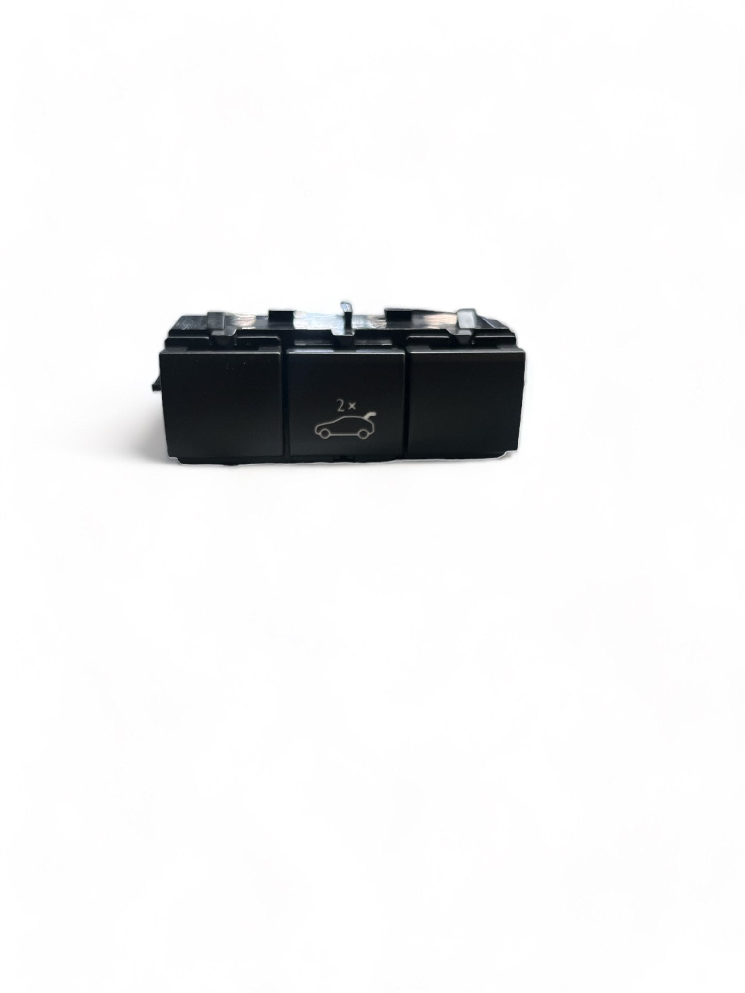 Pulsante Interruttore Apertura Portellone Cofano Posteriore Peugeot 3008 ( 2019 ) cod: 9813047277 - F&P CRASH SRLS - Ricambi Usati