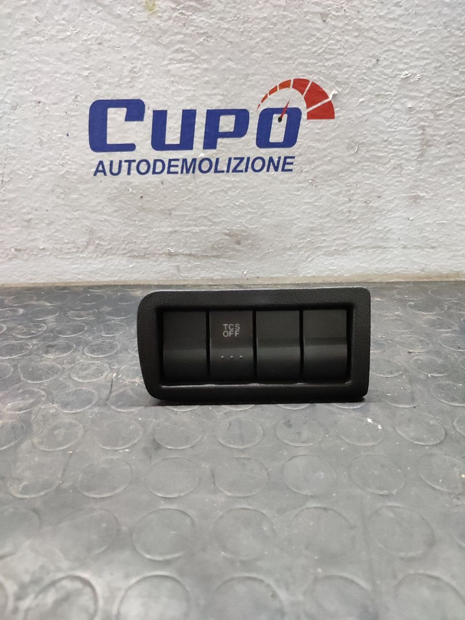Pulsanti Controllo Trazione Mazda CX - 7 (2009) Cod:BP4K55225 - F&P CRASH SRLS - Ricambi Usati