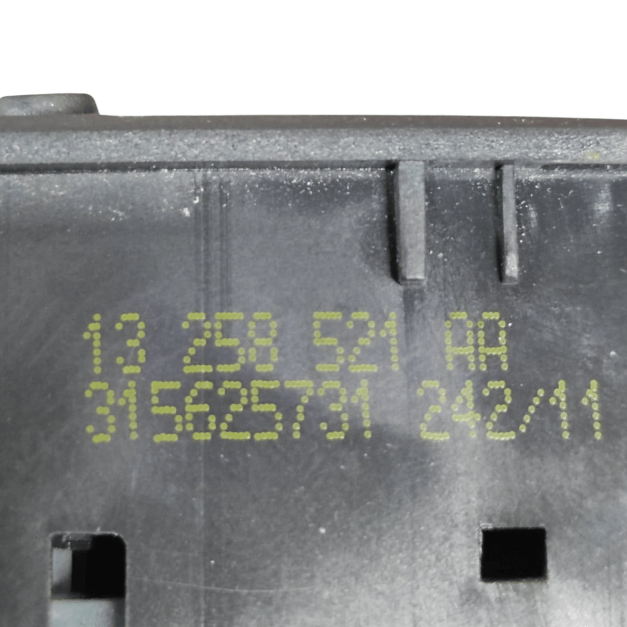 Pulsantiera Alzavetro Anteriore Sinistra Opel Corsa D COD: 13258521AA (2006 - 2014) - F&P CRASH SRLS - Ricambi Usati